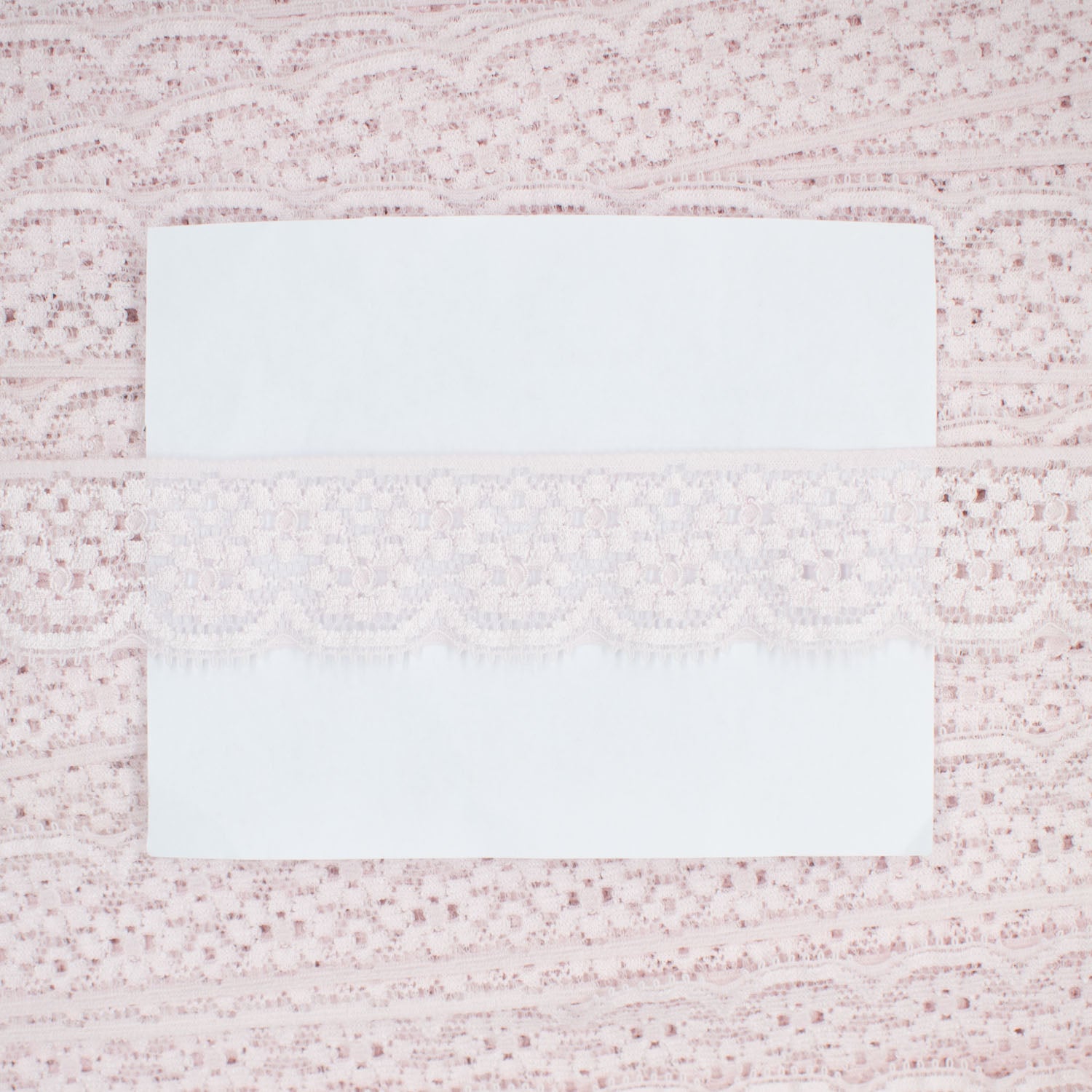 Floral Stretch Raschel Lace Trim 30mm