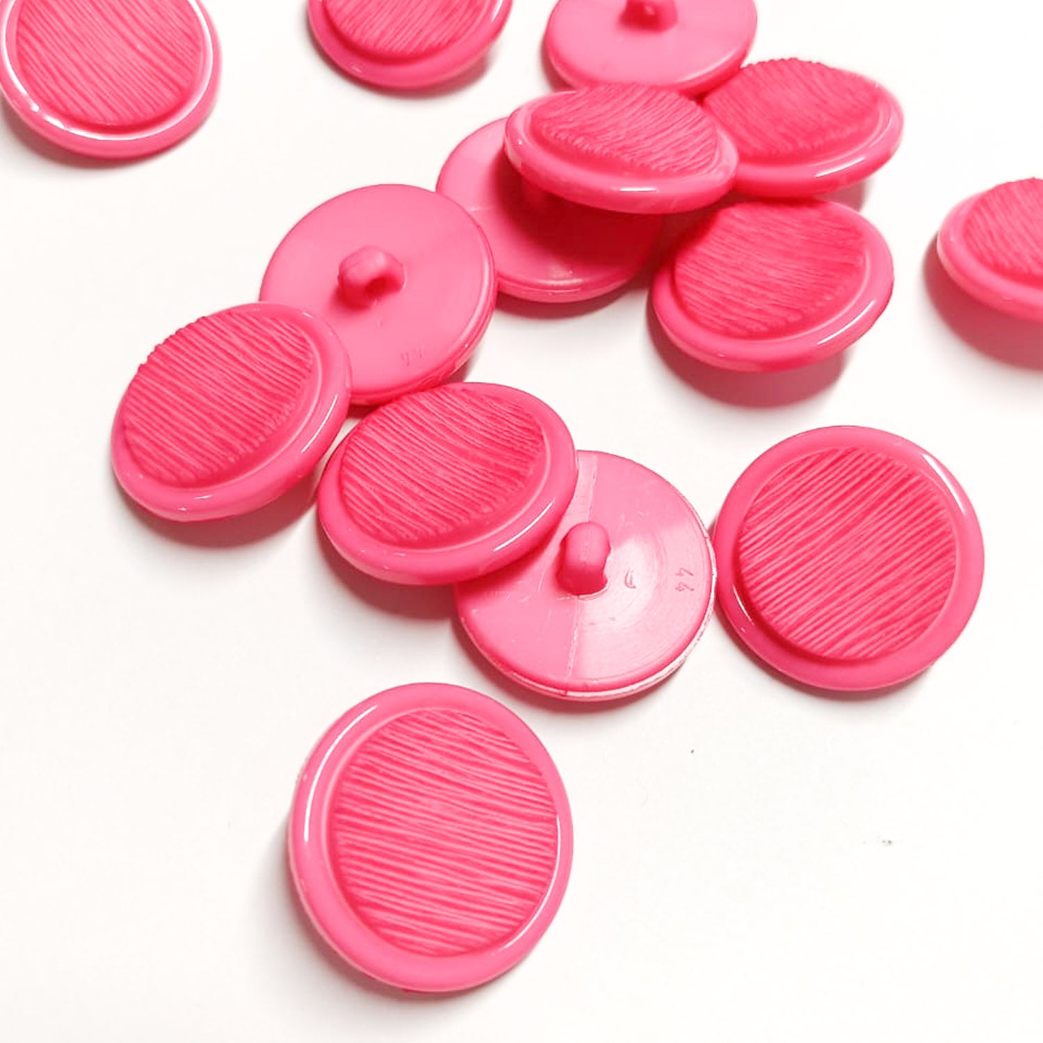 Round Textured Shank Button 28mm – Homecraft Textiles