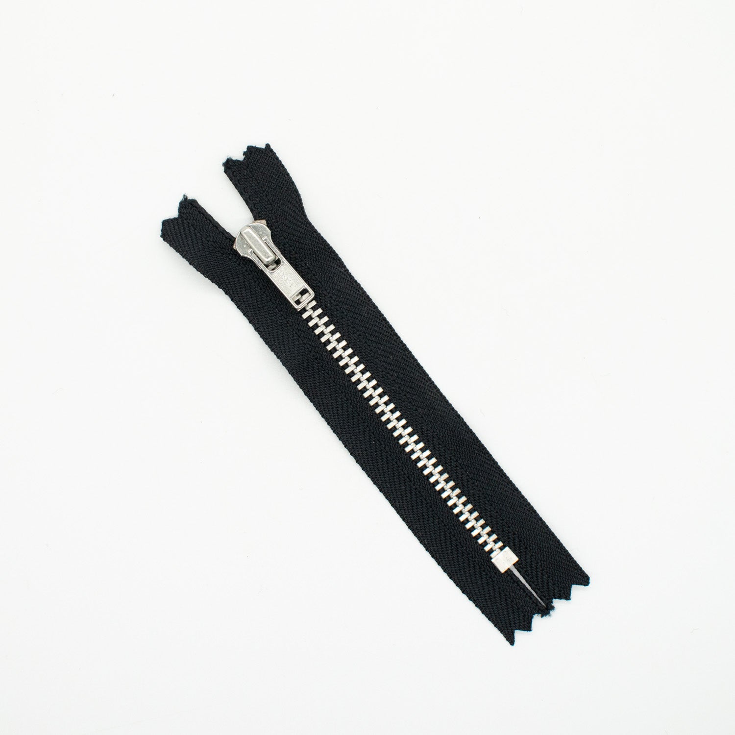 YKK Closed End Metal Zip 10CM