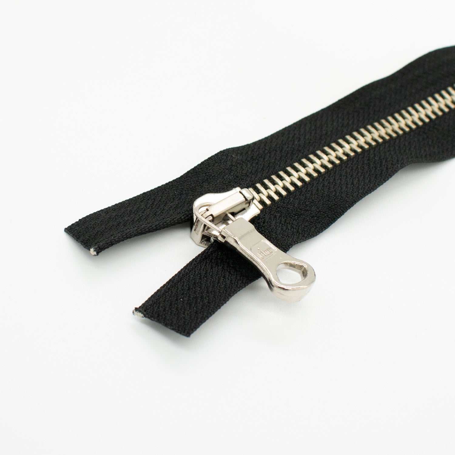 YKK Closed End Metal Zip 18CM