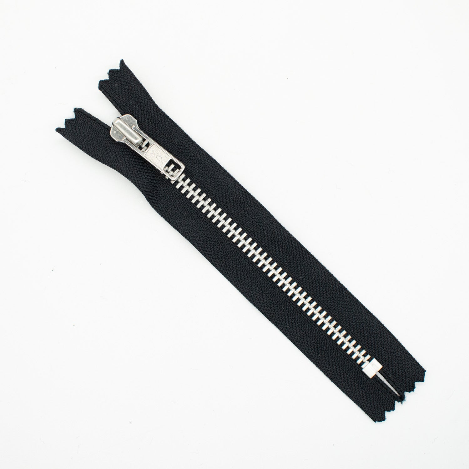 YKK Closed End Metal Zip 14CM
