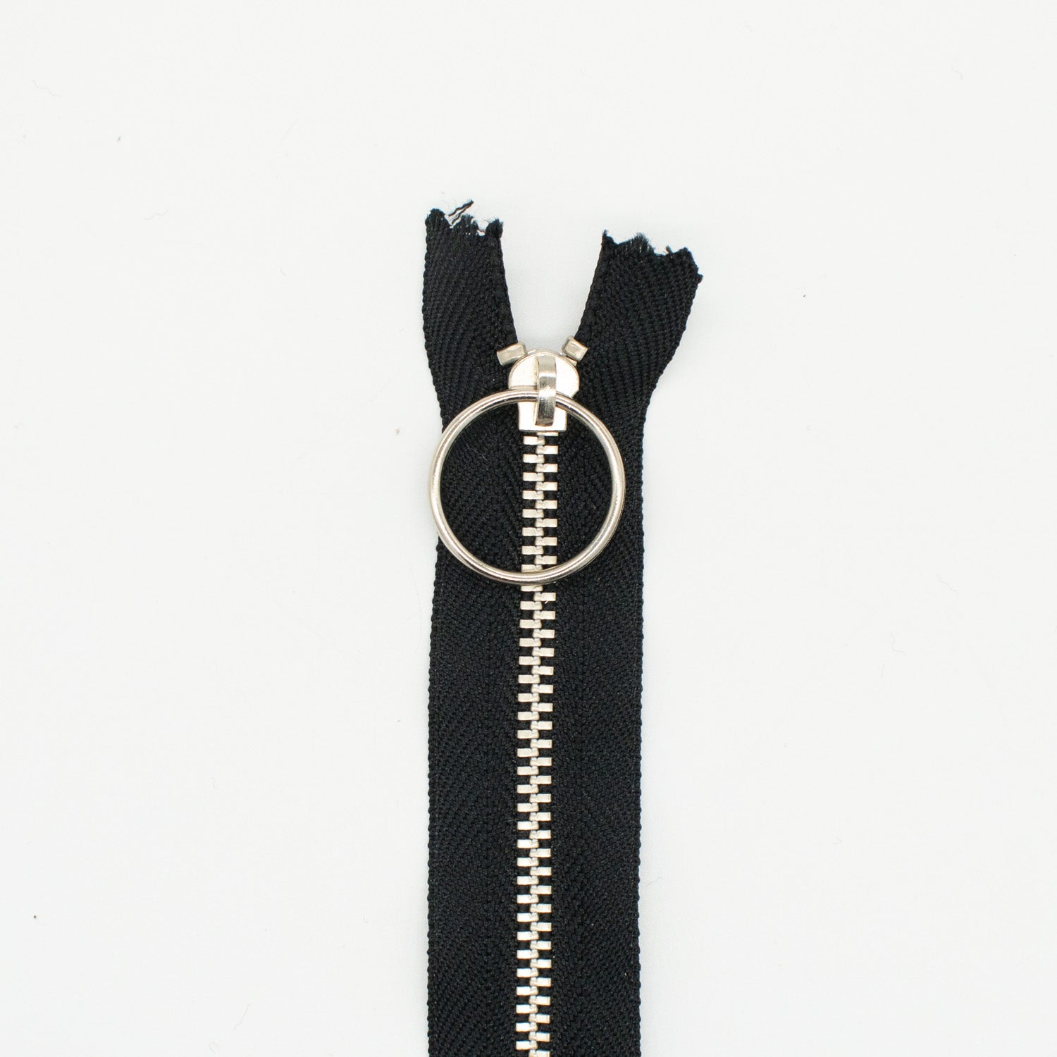 YKK Closed End Metal Zip 22CM