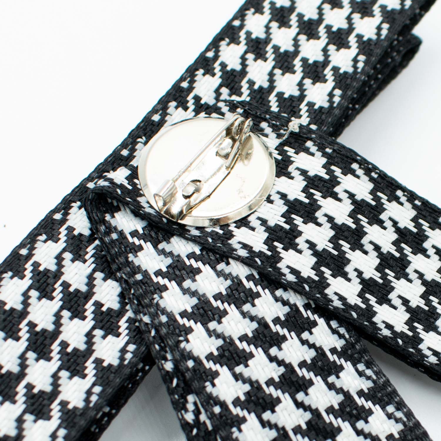 White & Black Houndstooth Pearl Dainty Bow Tie Brooch