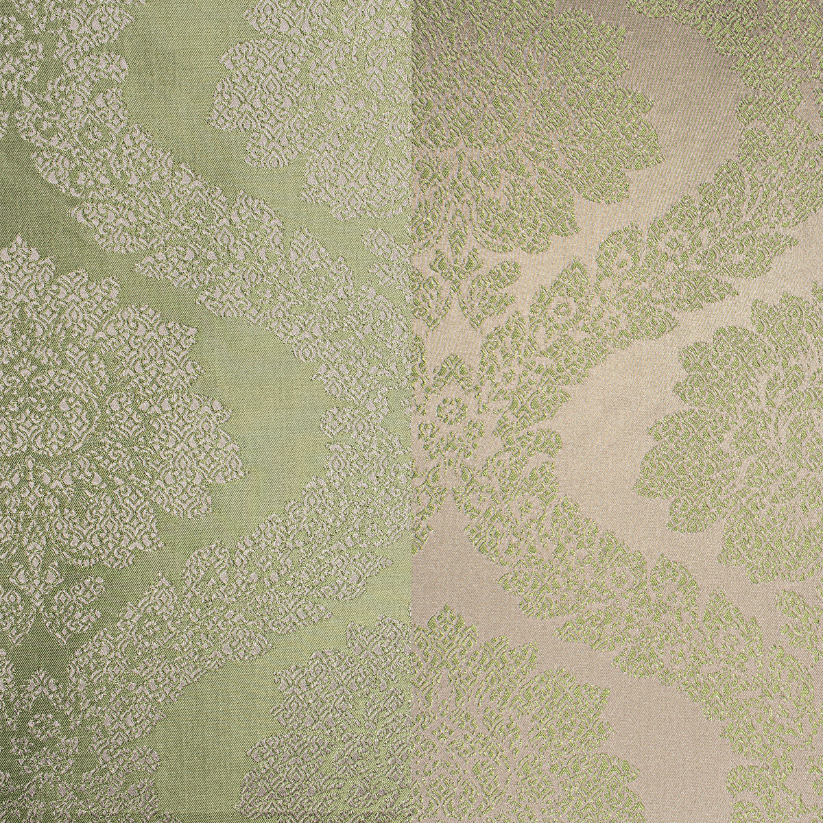 Reversible Floral Jacquard Brocade Suiting/Upholstery Fabric