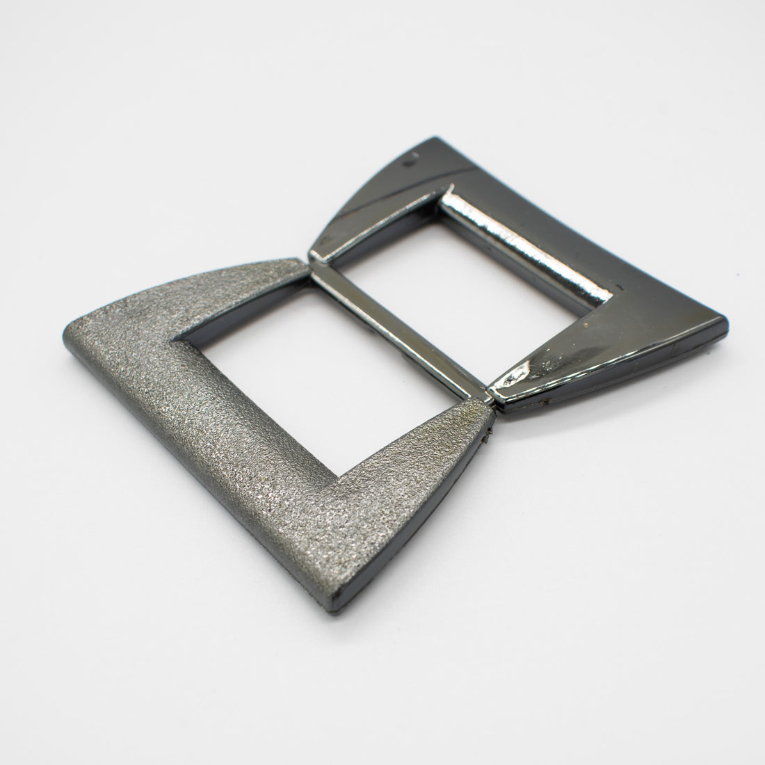 Fashion Scarf Brooch Buckle T Shirt Belt Clip Design-3 Bowknot Silver Grey 85mm x 65mm