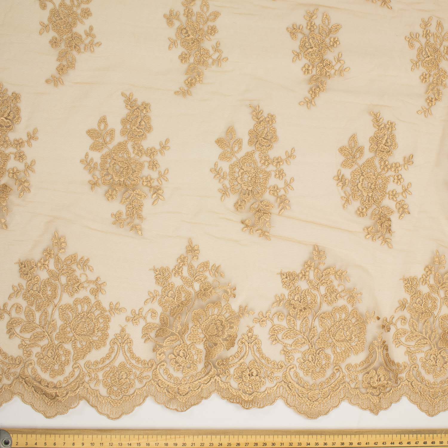 Chantilly Lace D1-Gold