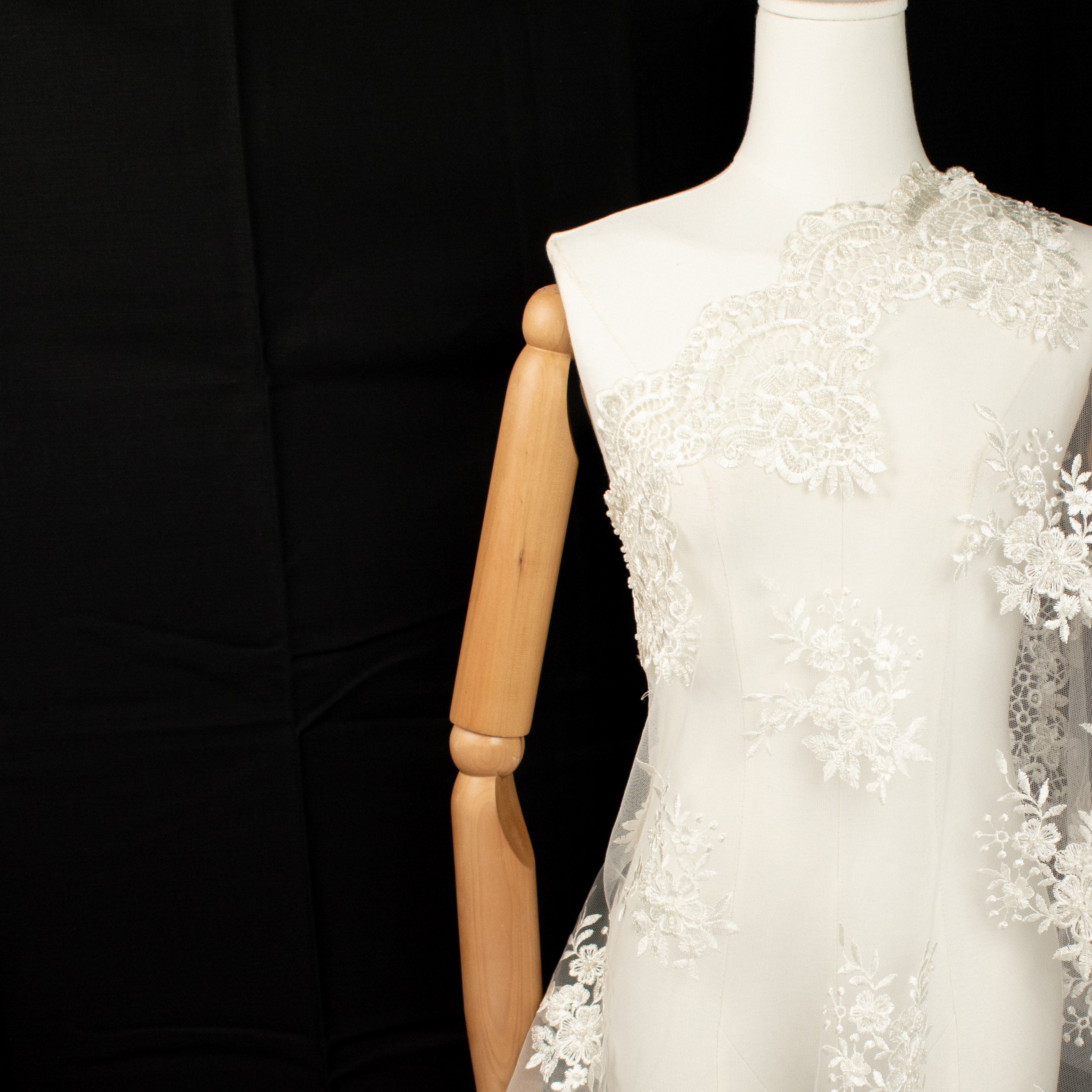 Heavy Embroidery Guipure Lace Ivory Design-29