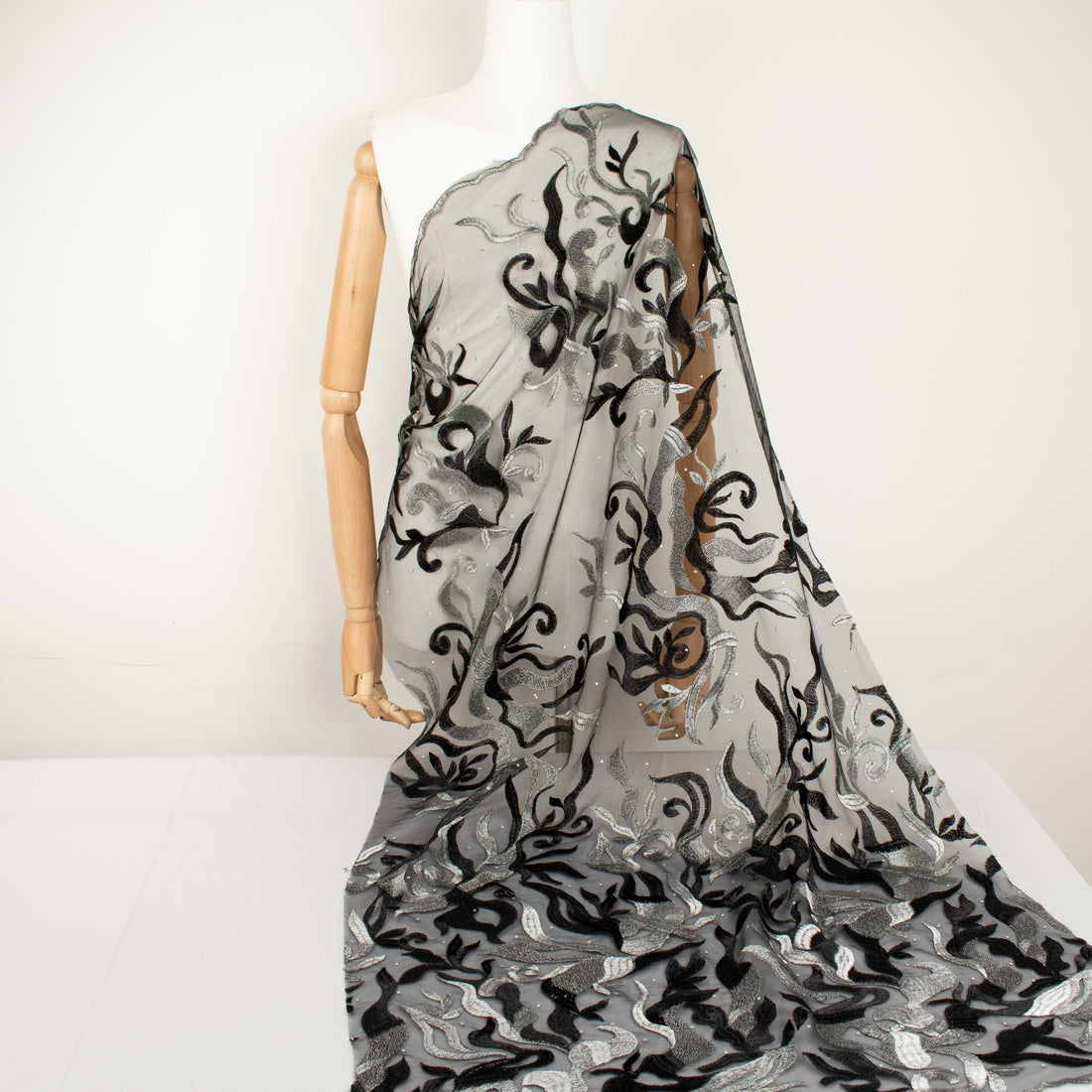 Embroidered Diamante Lace Design-5 Silver & Black