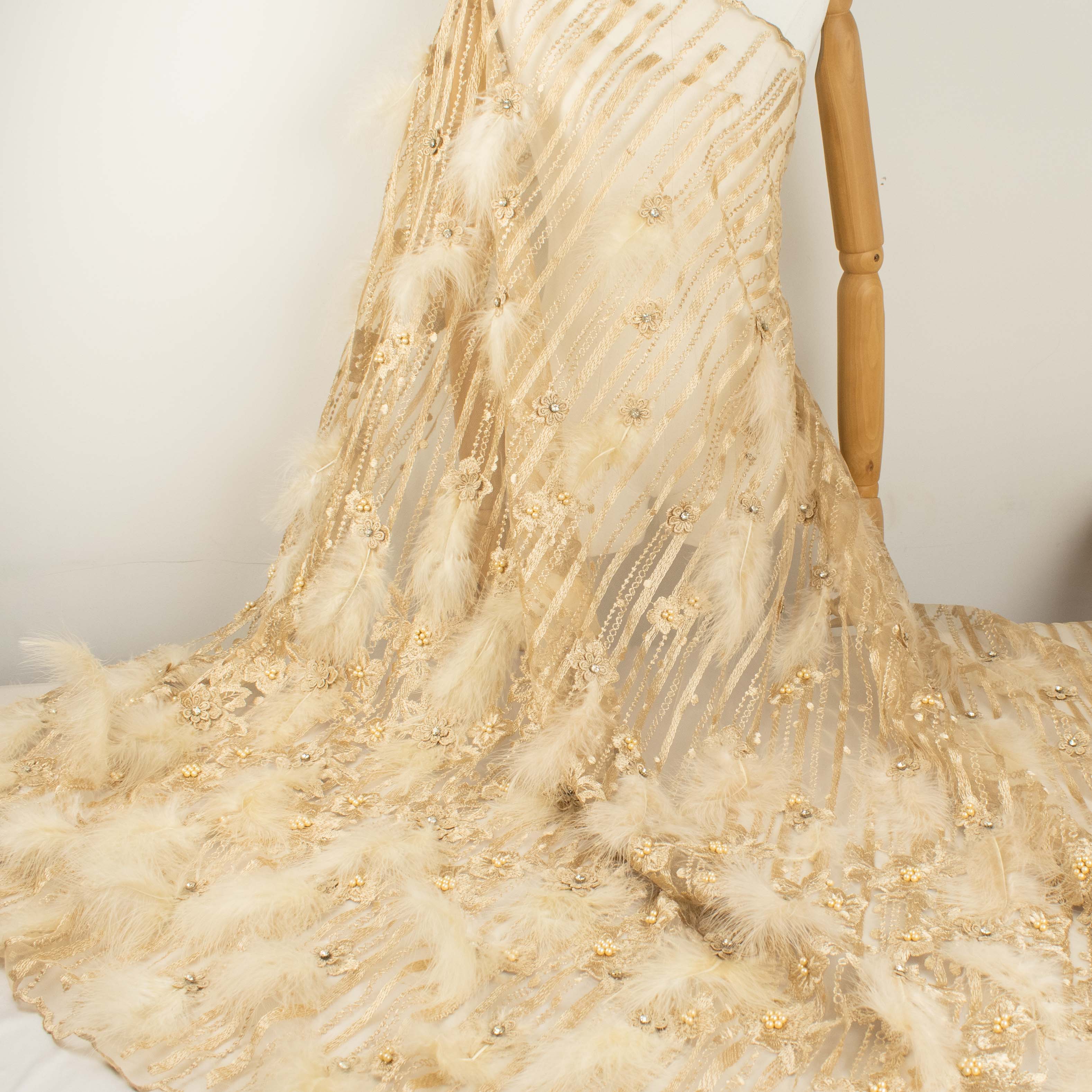 Diamante Feather 3D Flower Lace Gold