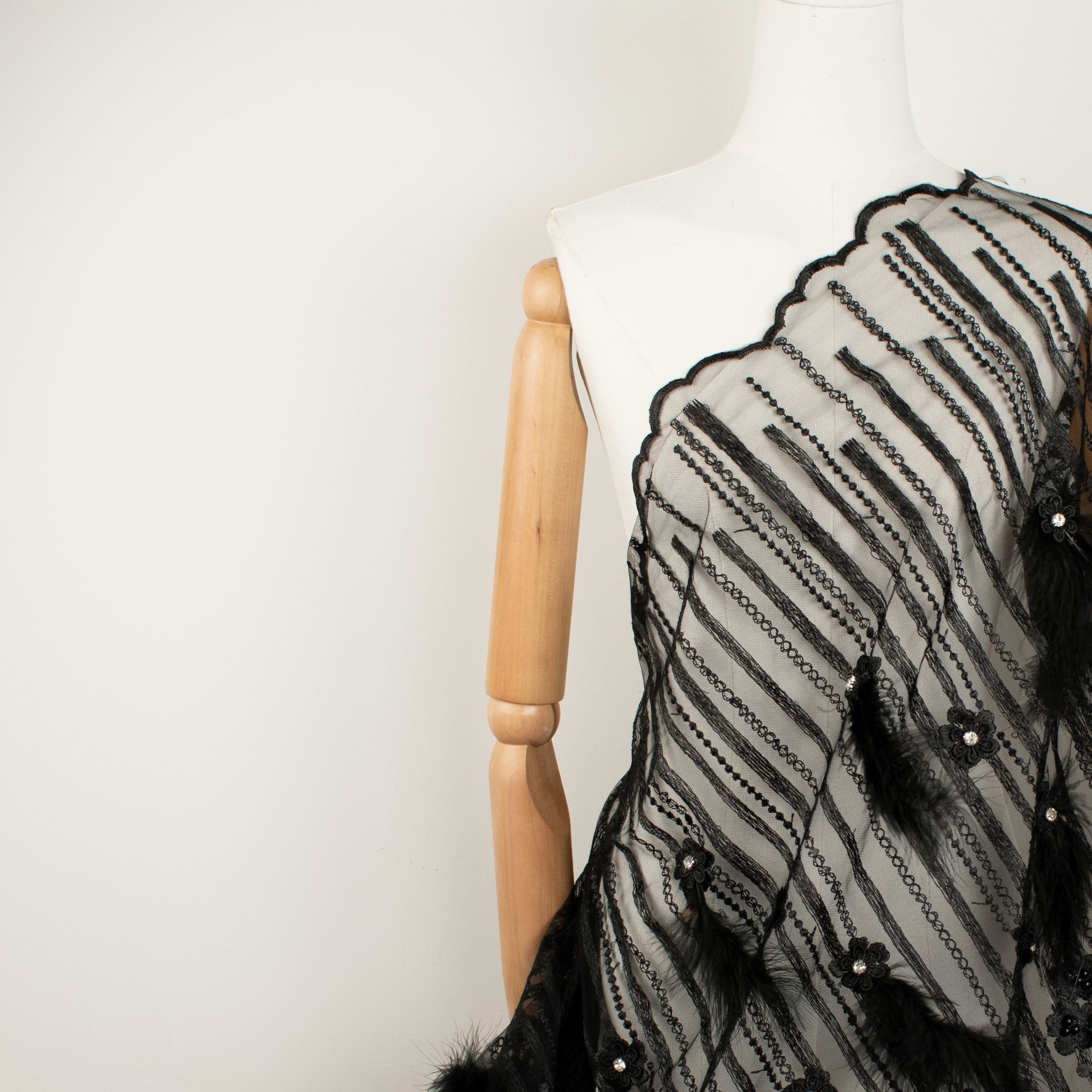 Diamante Feather 3D Flower Lace Black