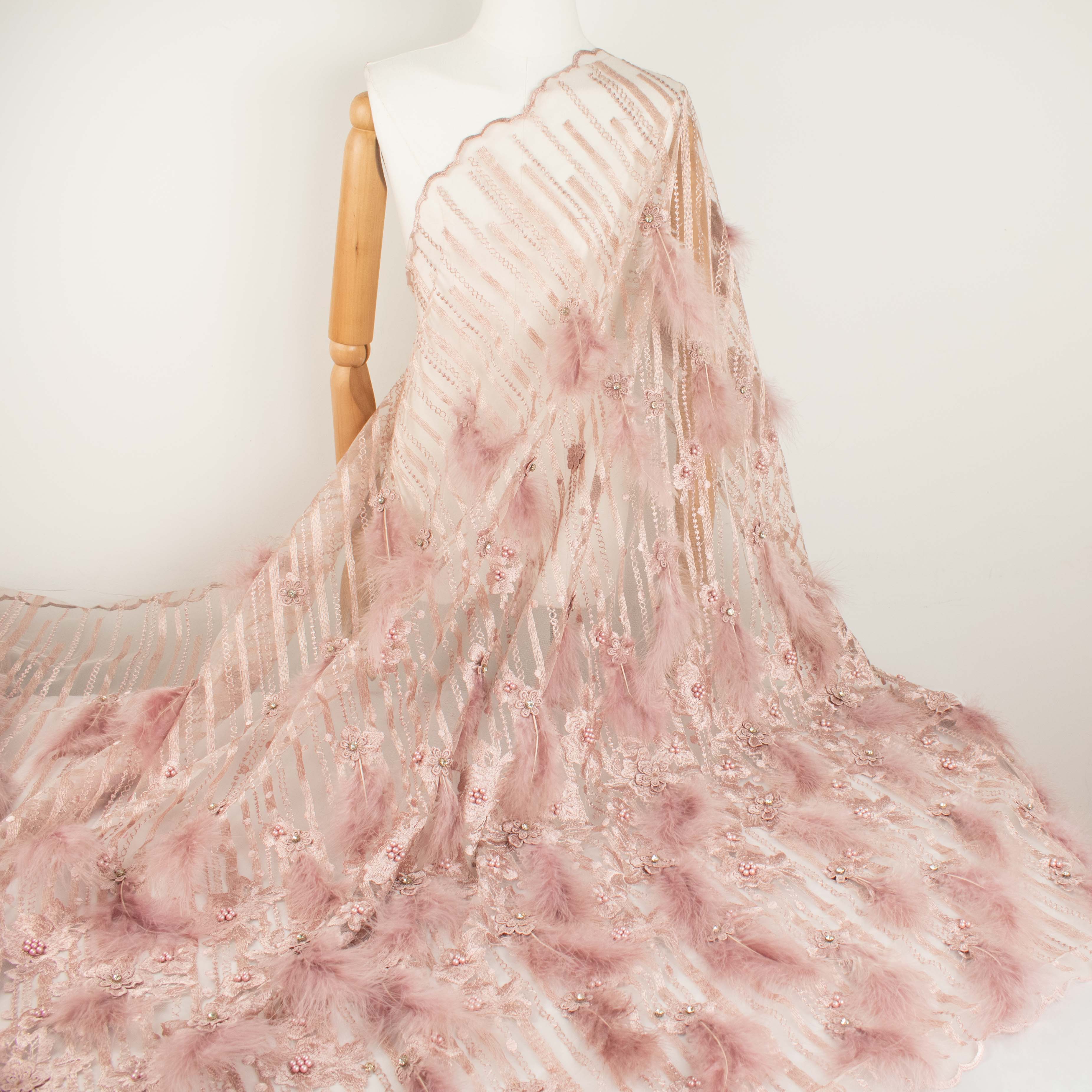 Diamante Feather 3D Flower Lace Dusty Pink