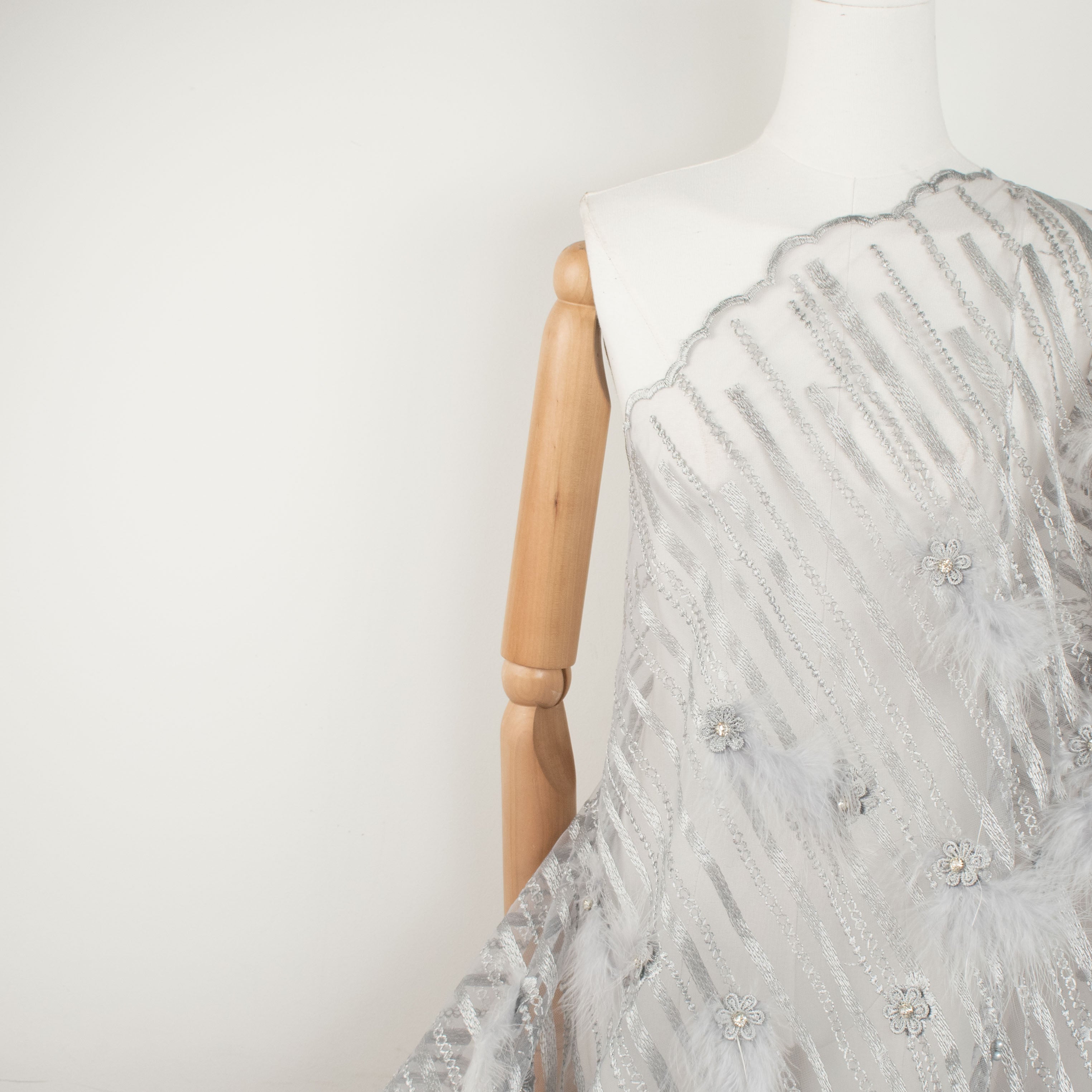 Diamante Feather 3D Flower Lace Silver