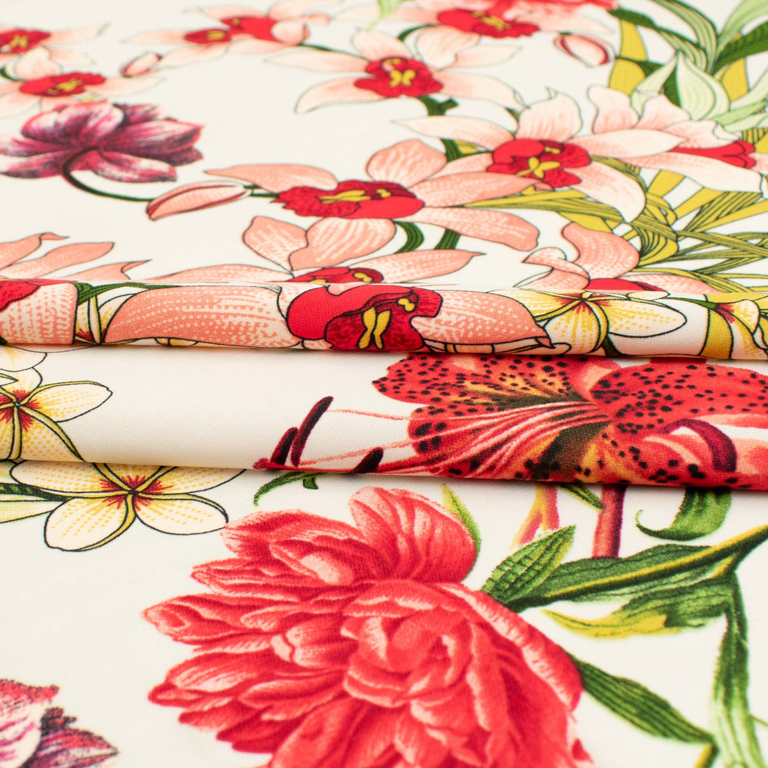 Ice Wash Prints Design-699 Red Flowers & Leaves on Cream