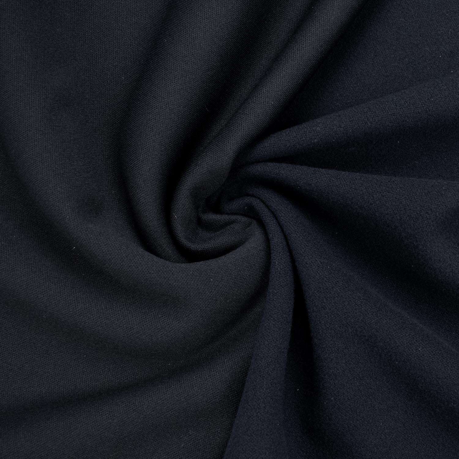 Light Weight Tracksuiting