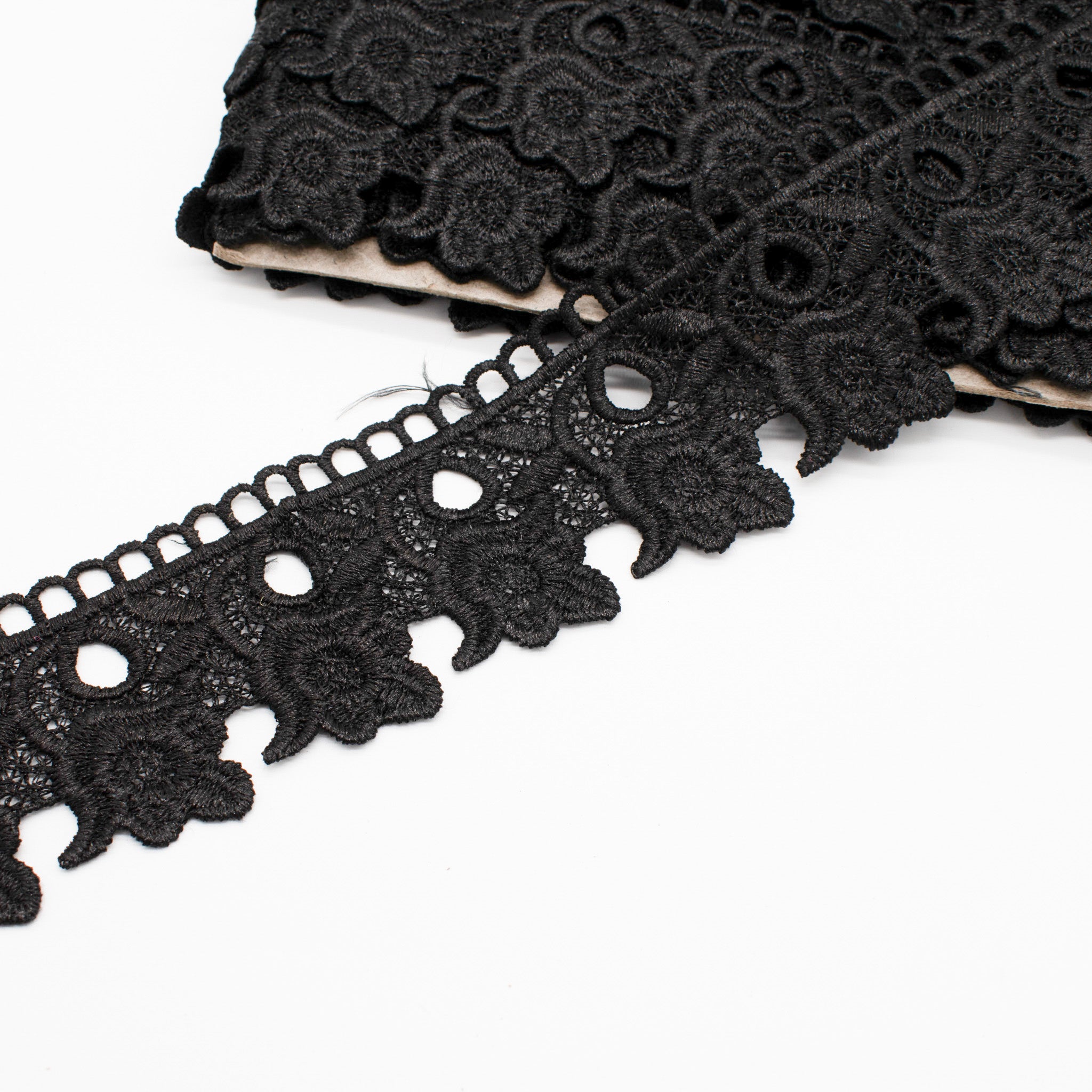 Lotus Guipure Lace Trim 6cm