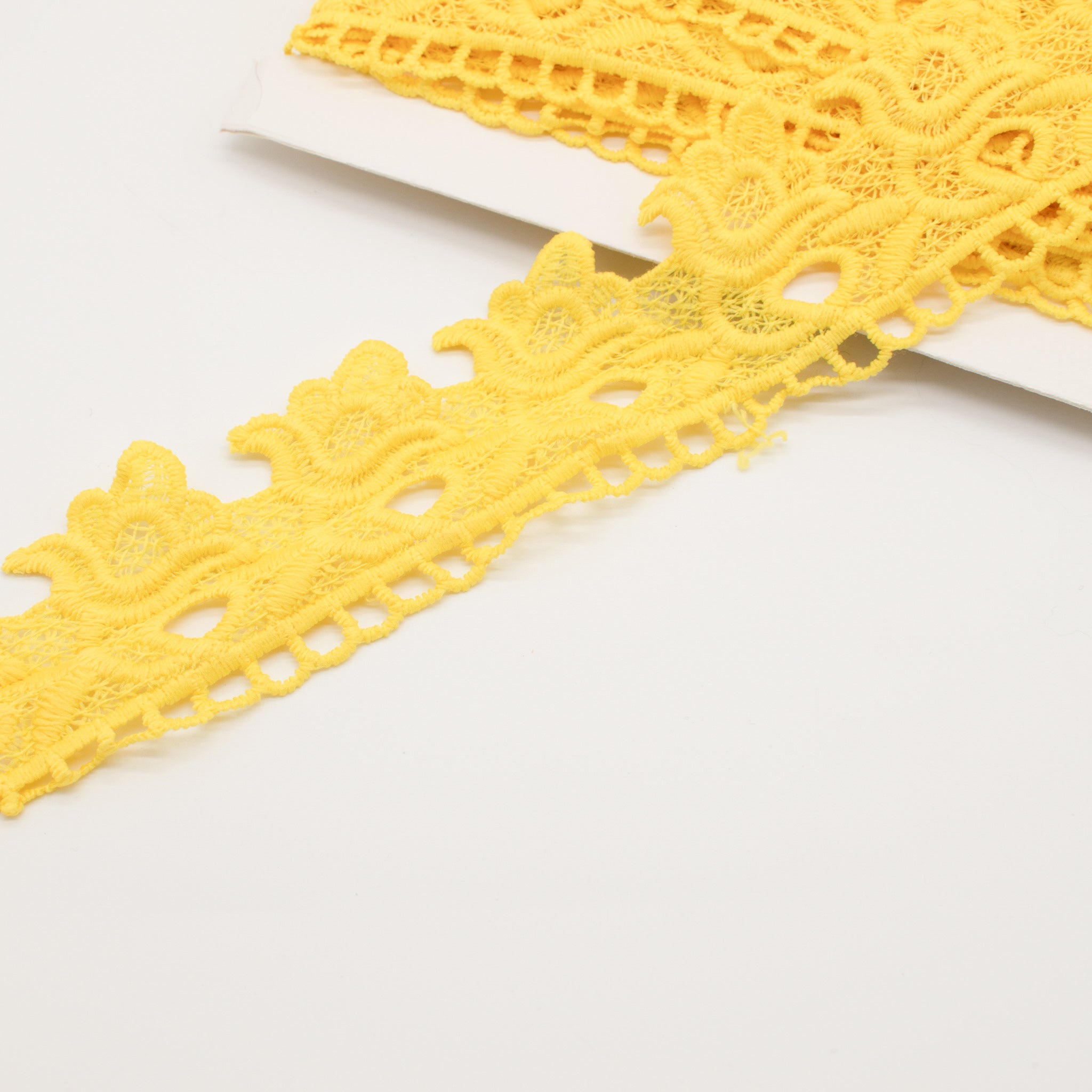 Lotus Guipure Lace Trim 6cm