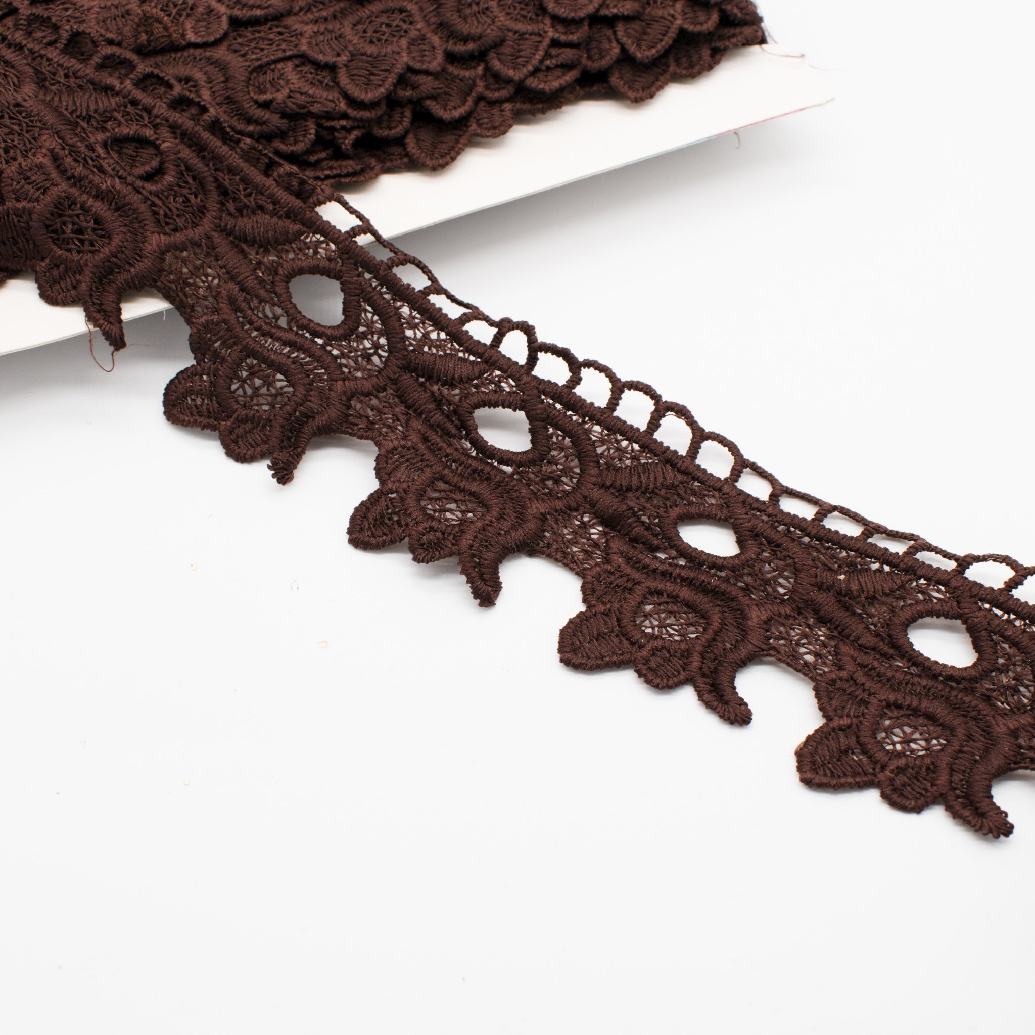 Lotus Guipure Lace Trim 6cm