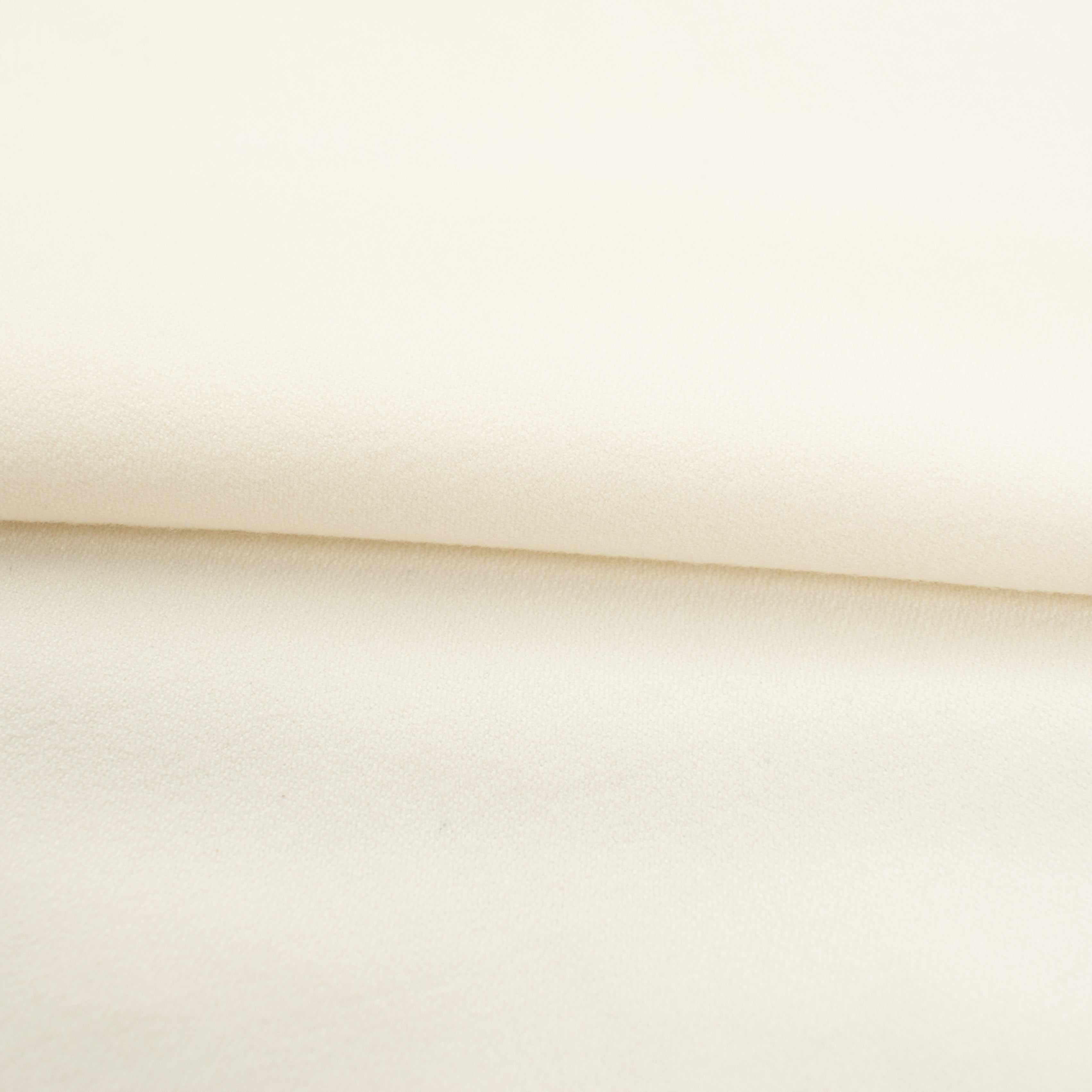 Heavy Interlock Cream 135CM