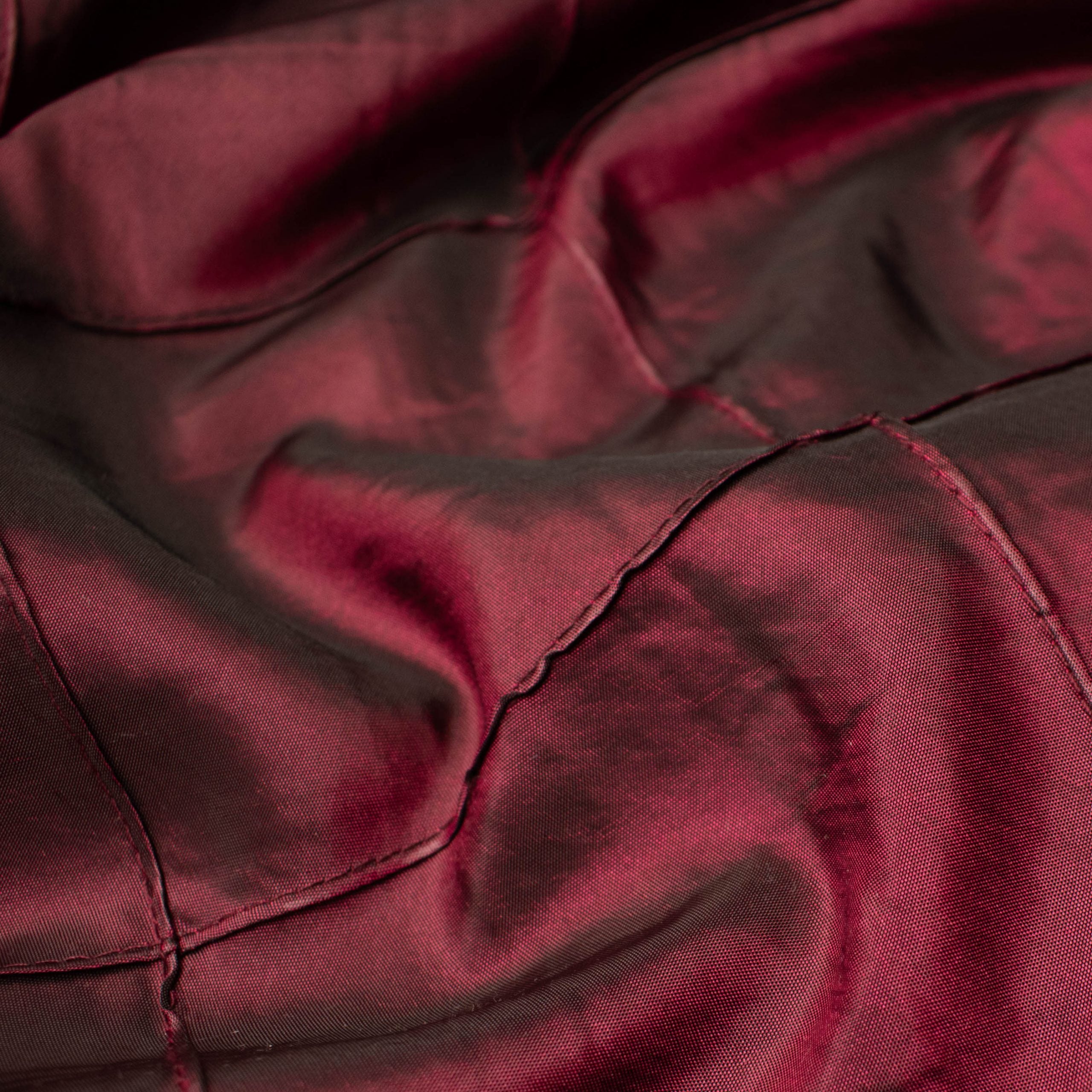 Pintuck Taffeta 260CM