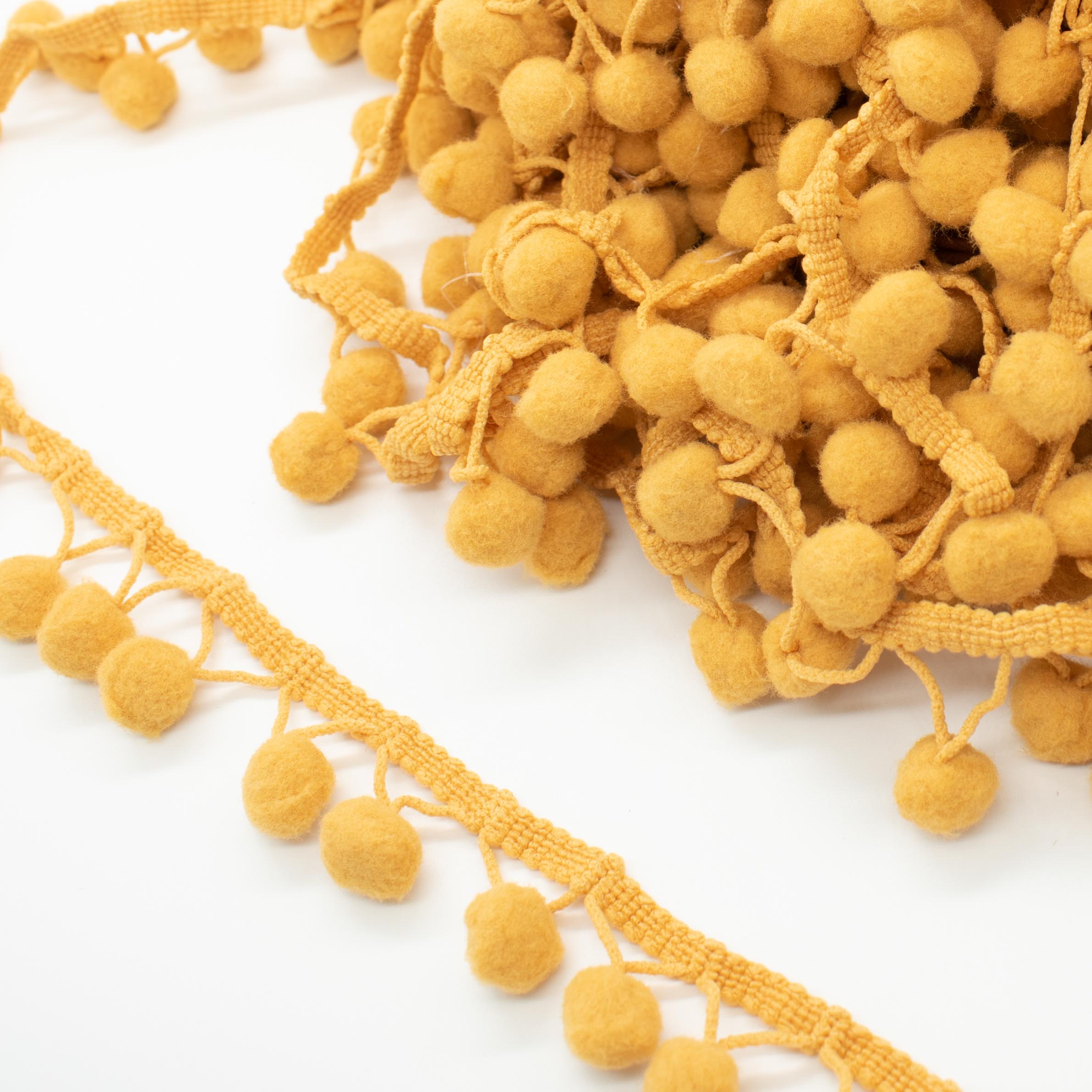 Pom Pom Fringe Tape