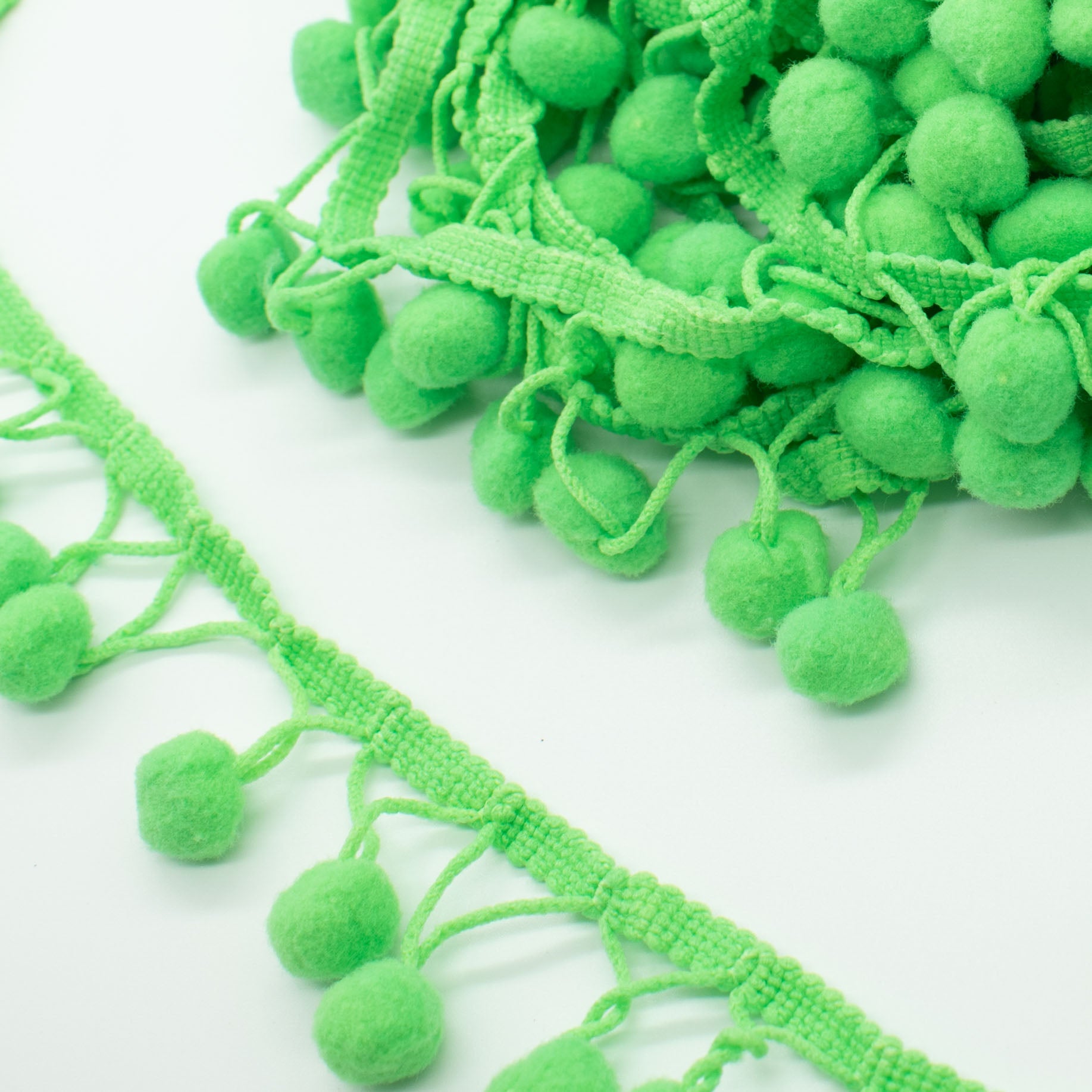 Pom Pom Fringe Tape