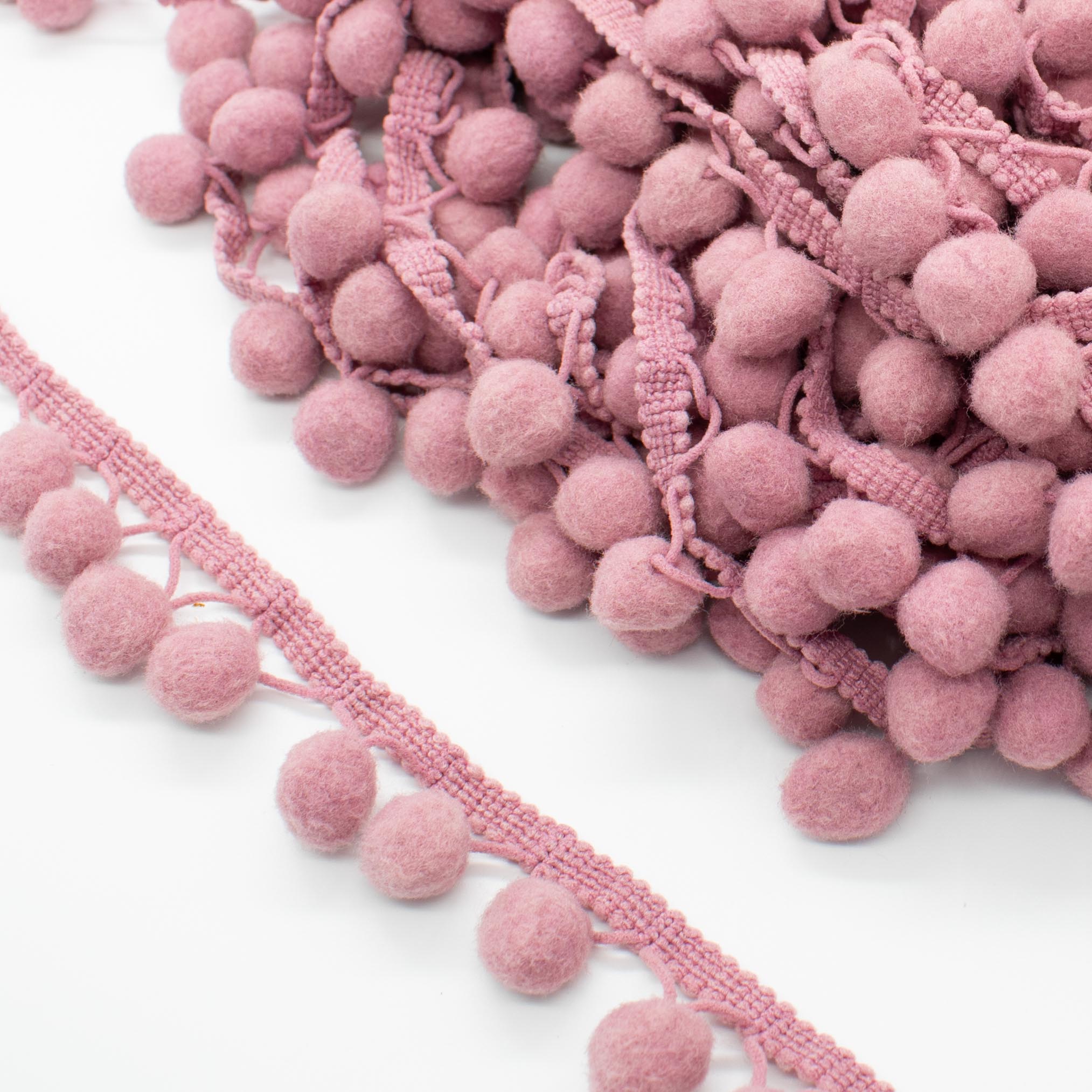 Pom Pom Fringe Tape