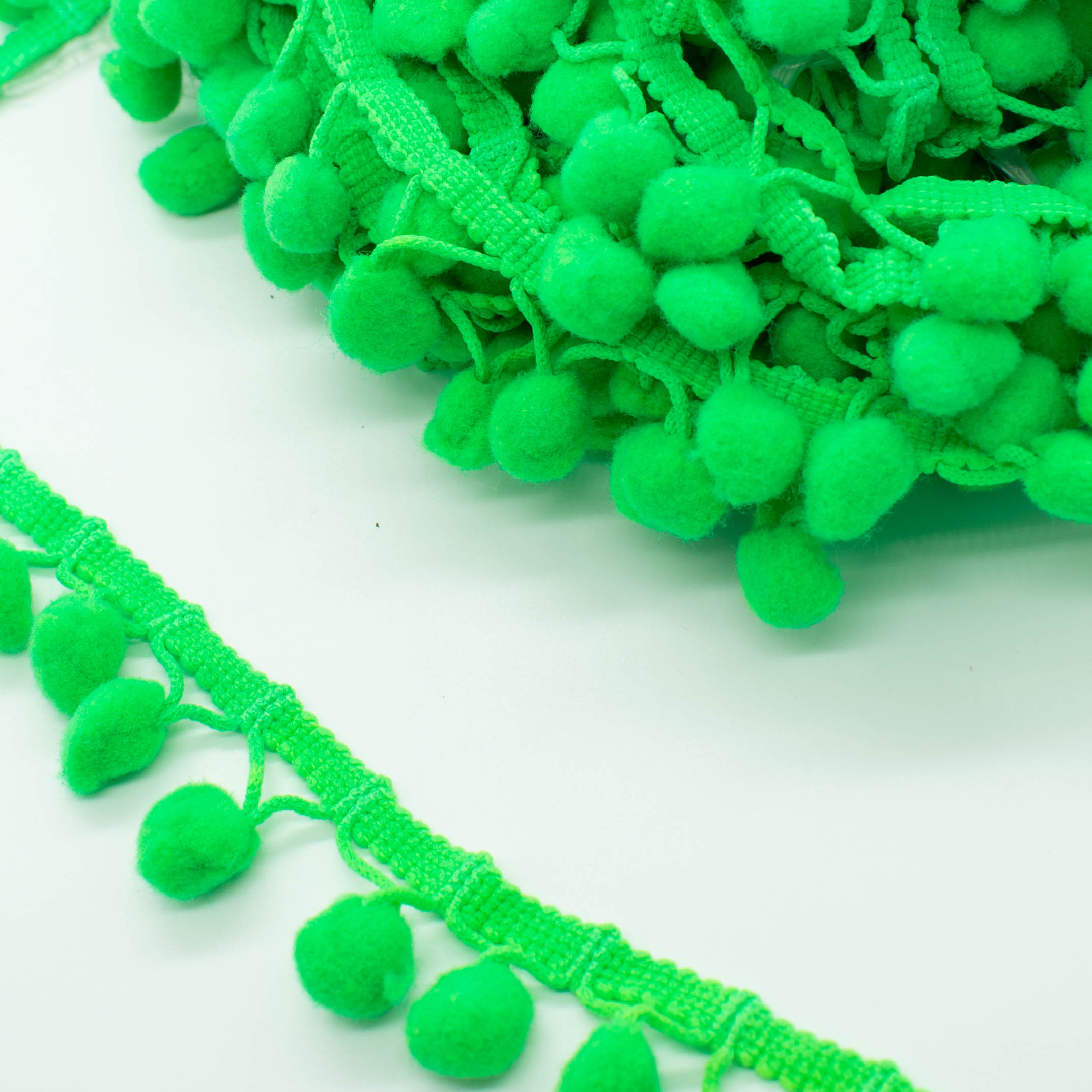 Pom Pom Fringe Tape