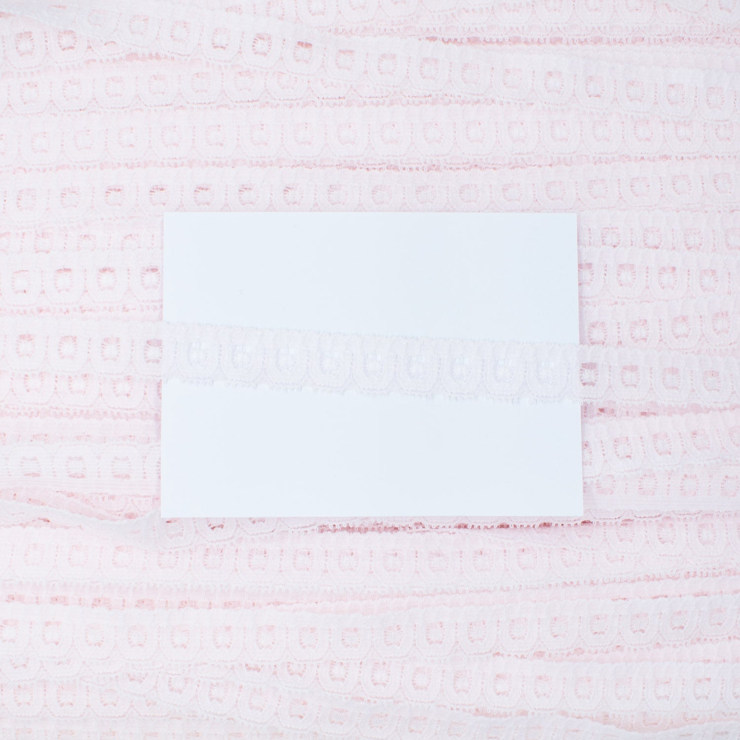 Stretch Lace Trim 15mm Design-81