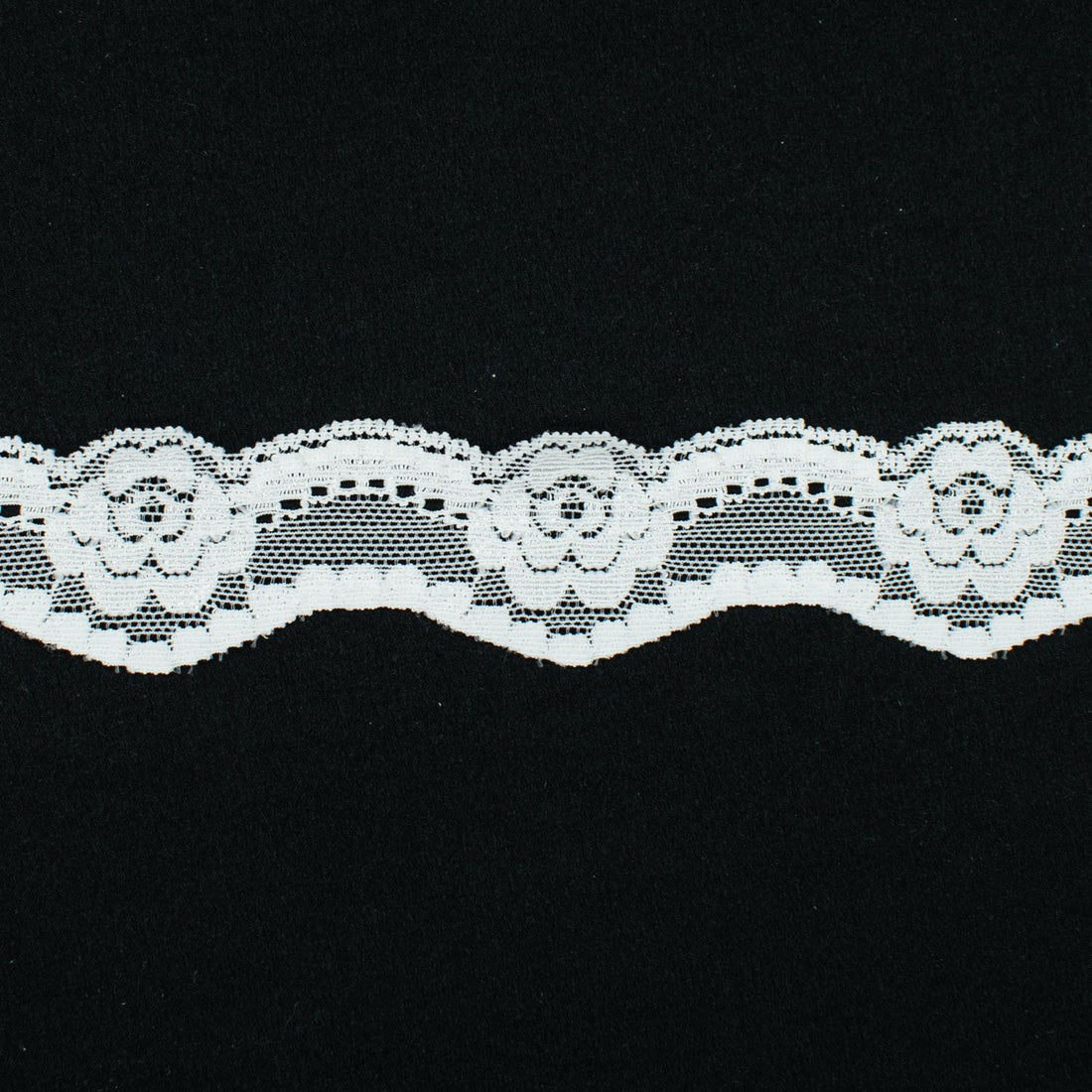 Scalloped Stretch Lace Trim 35mm