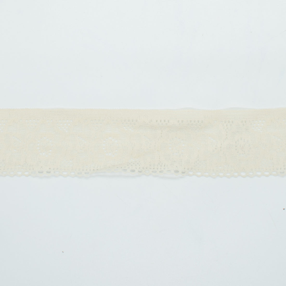 Stretch Lace Trim 40mm Design-K4 Cream
