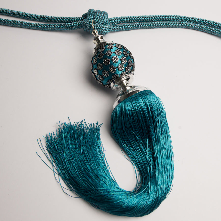 Curtain Tassel Tie Back – Design 12
