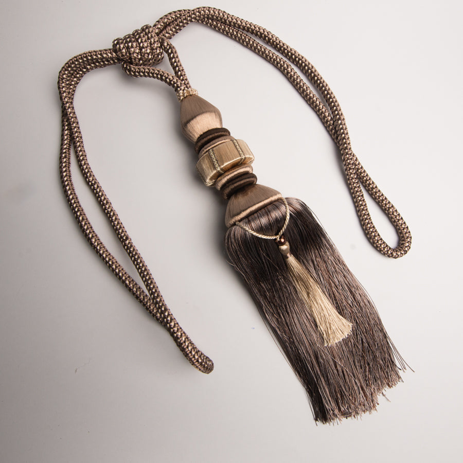 Curtain Tassel Tie Back – Design 13