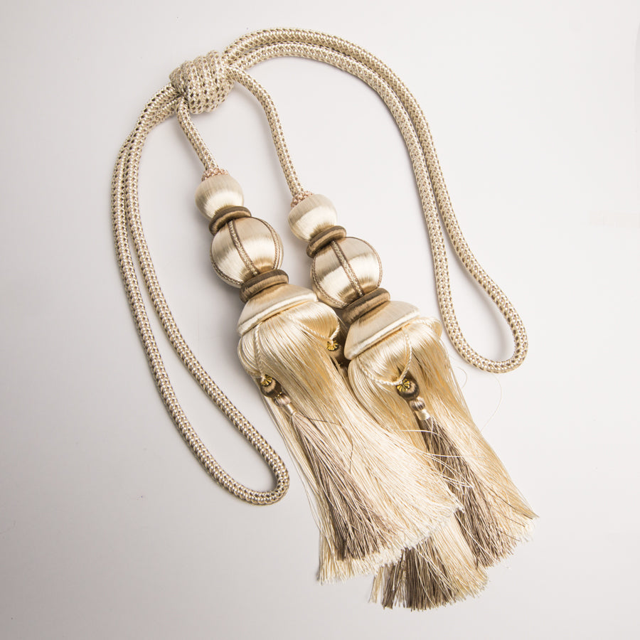 Curtain Tassel Tie Back – Design 14