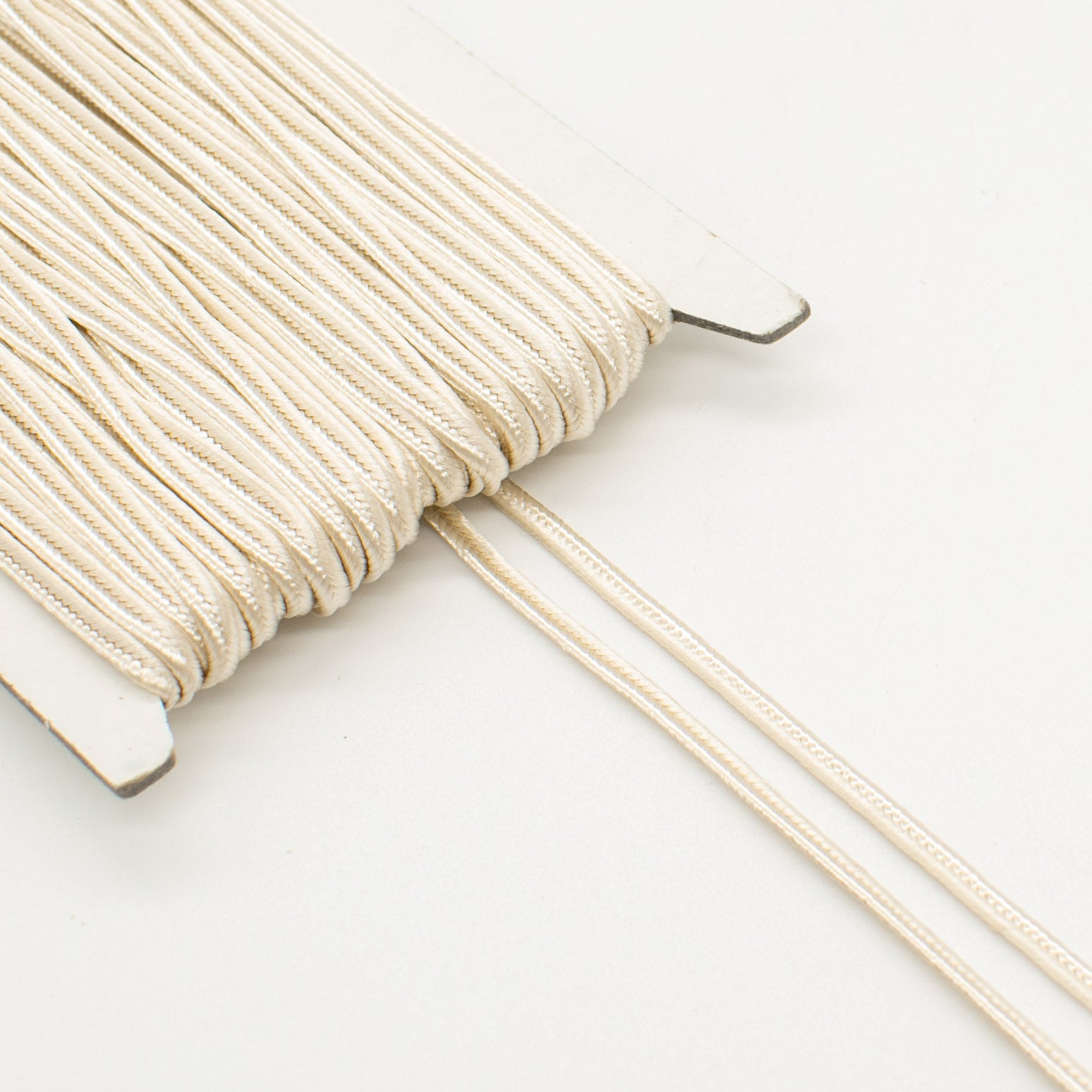 Tiny Cord/Soutache Russia Braid