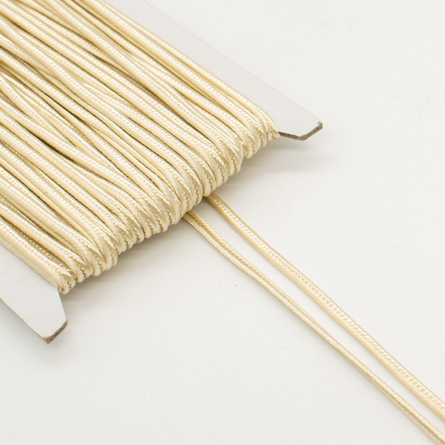 Tiny Cord/Soutache Russia Braid