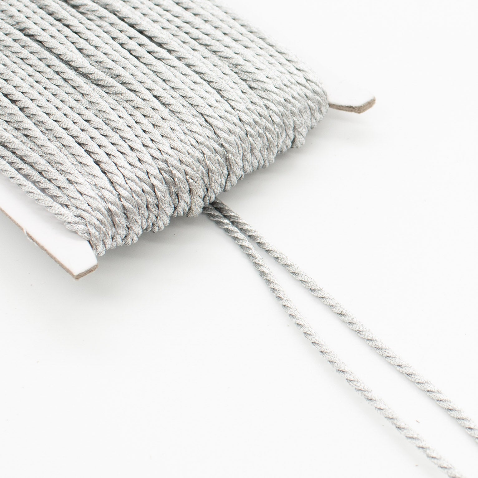 Tiny Cord/Soutache Russia Braid