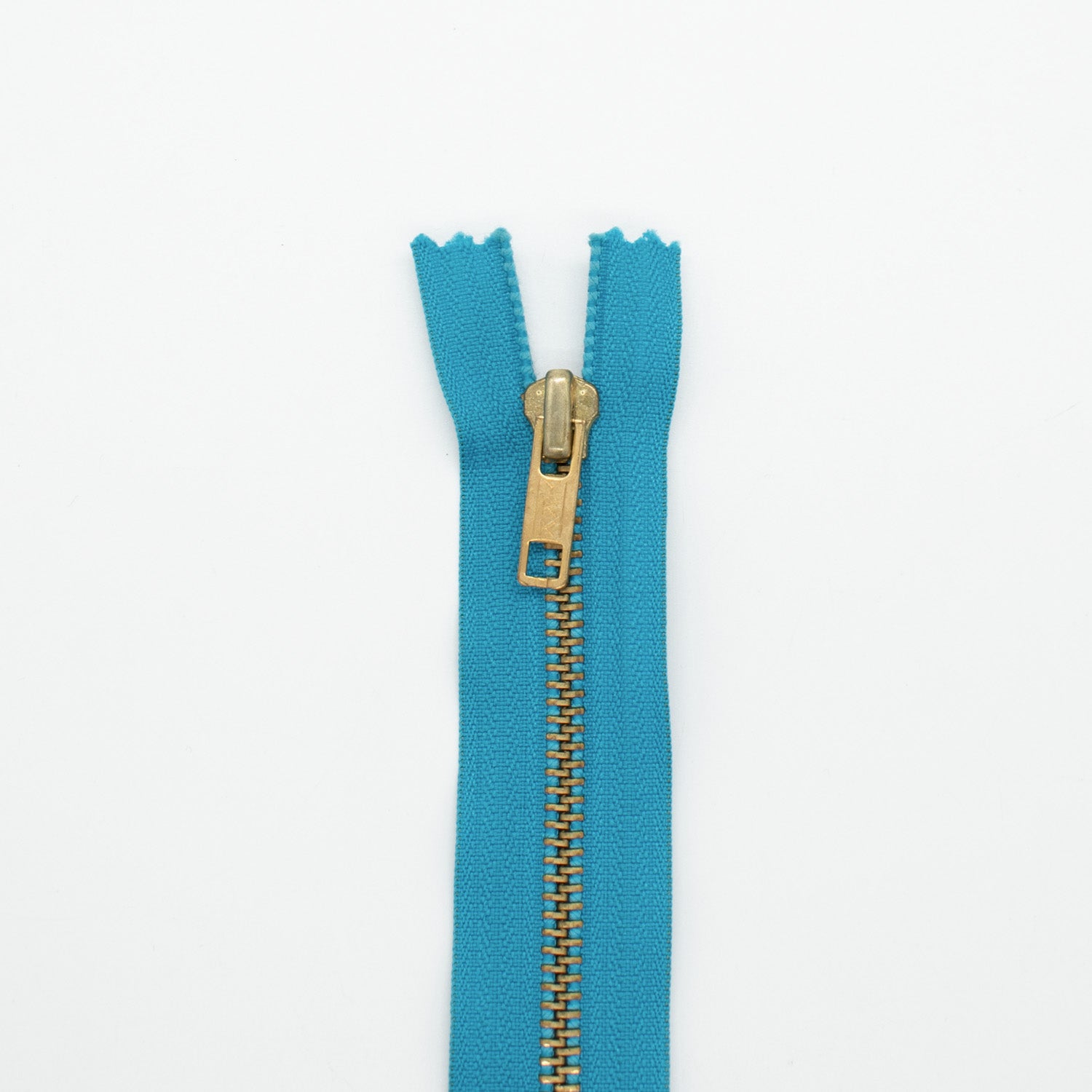 YKK Closed End Metal Zip 20CM