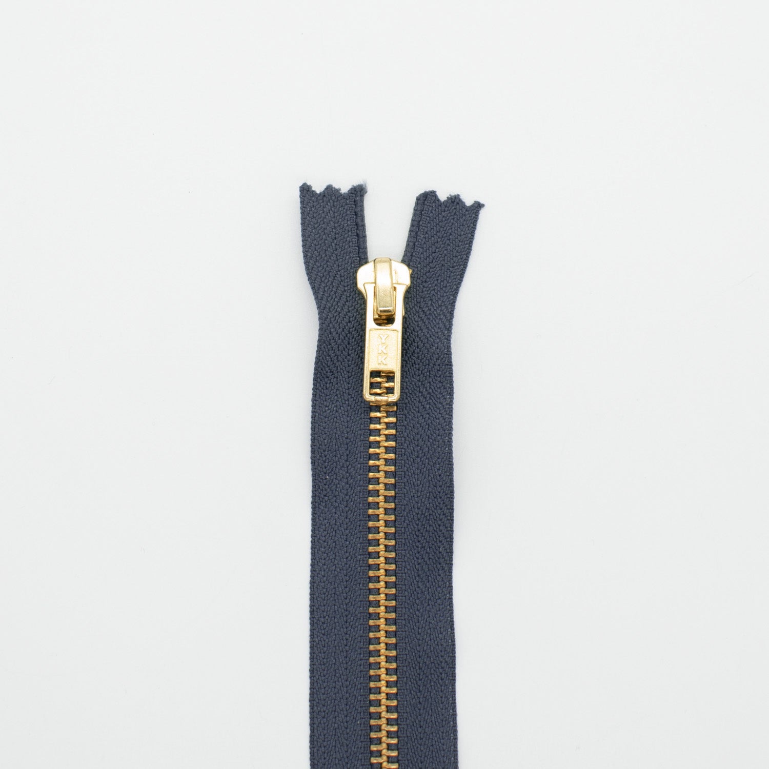 YKK Closed End Metal Zip 20CM