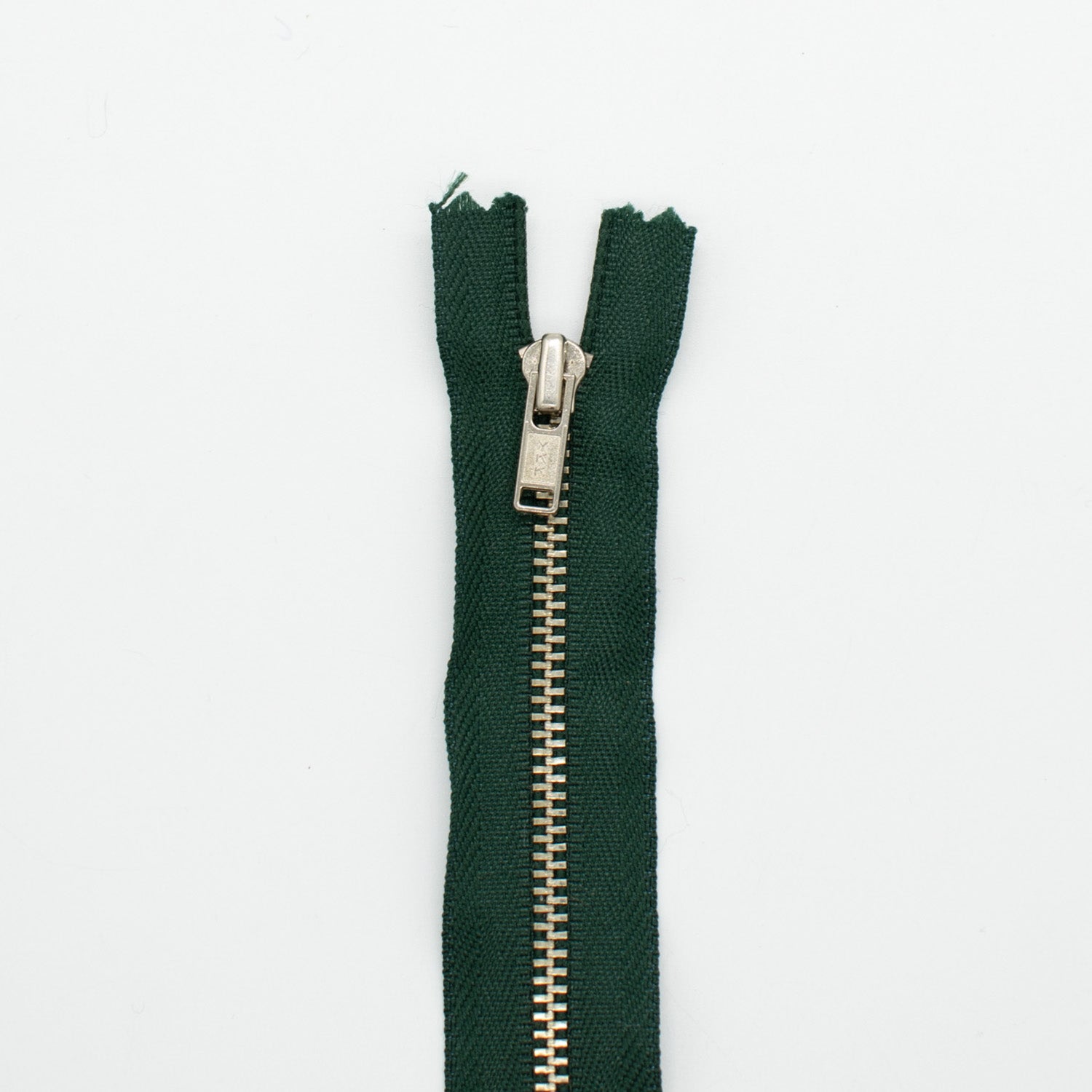 YKK Closed End Metal Zip 24CM