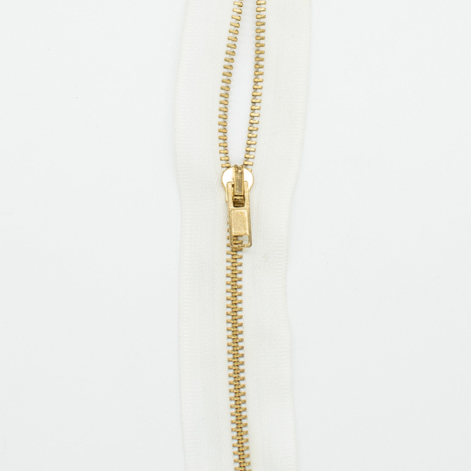 YKK Closed End Metal Zip 29CM