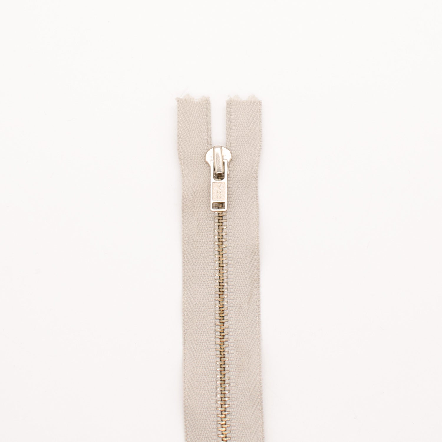 YKK Closed End Metal Zip 45CM