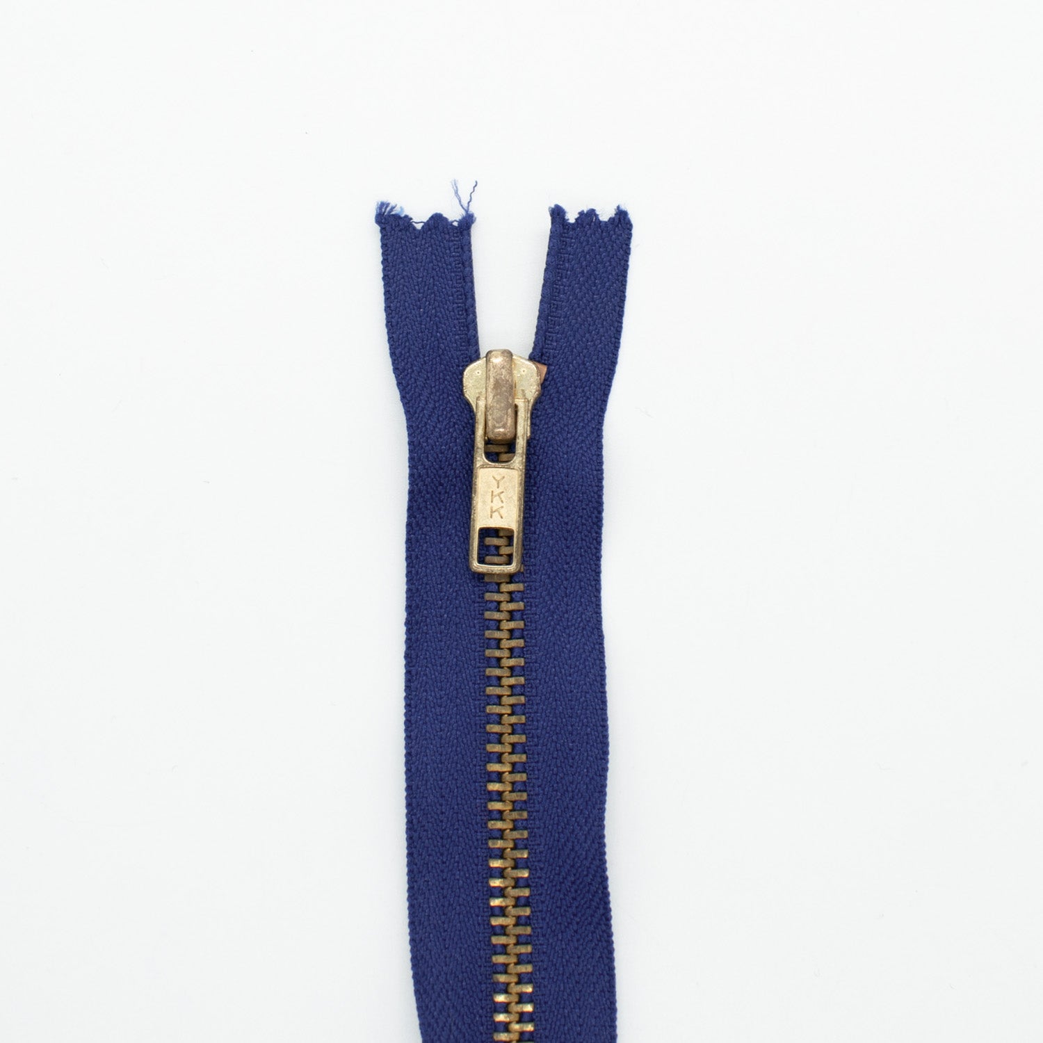 YKK Closed End Metal Zip 49CM