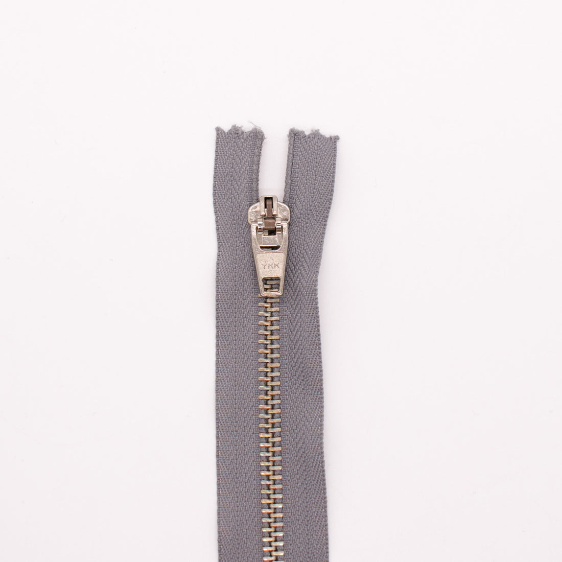 YKK Closed End Metal Zip 49CM