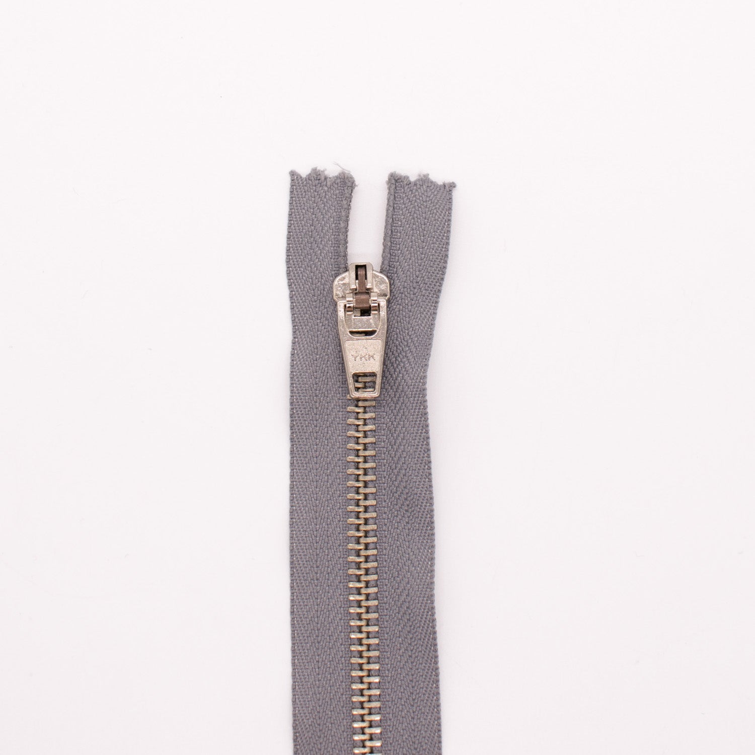 YKK Closed End Metal Zip 49CM