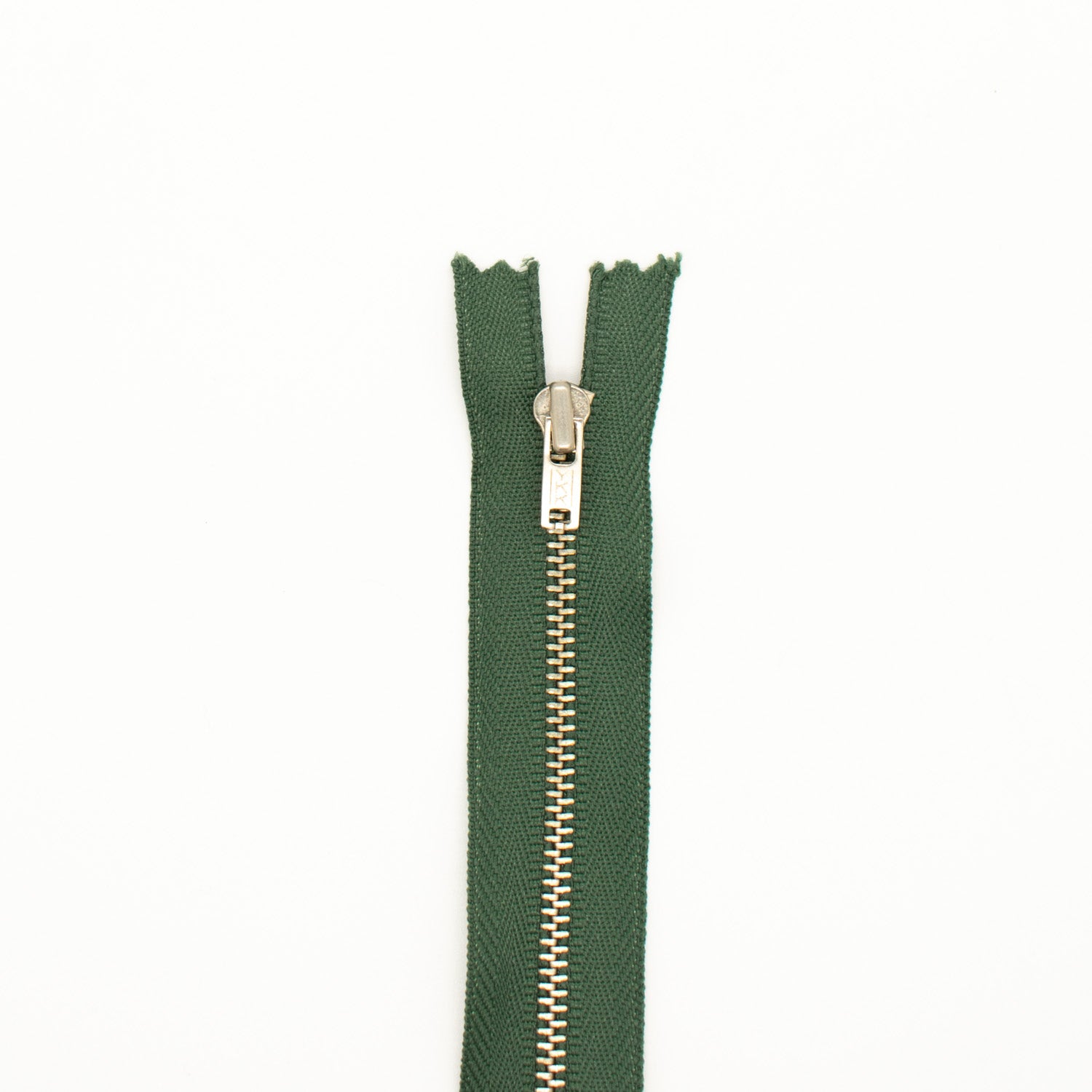 YKK Closed End Metal Zip 50CM