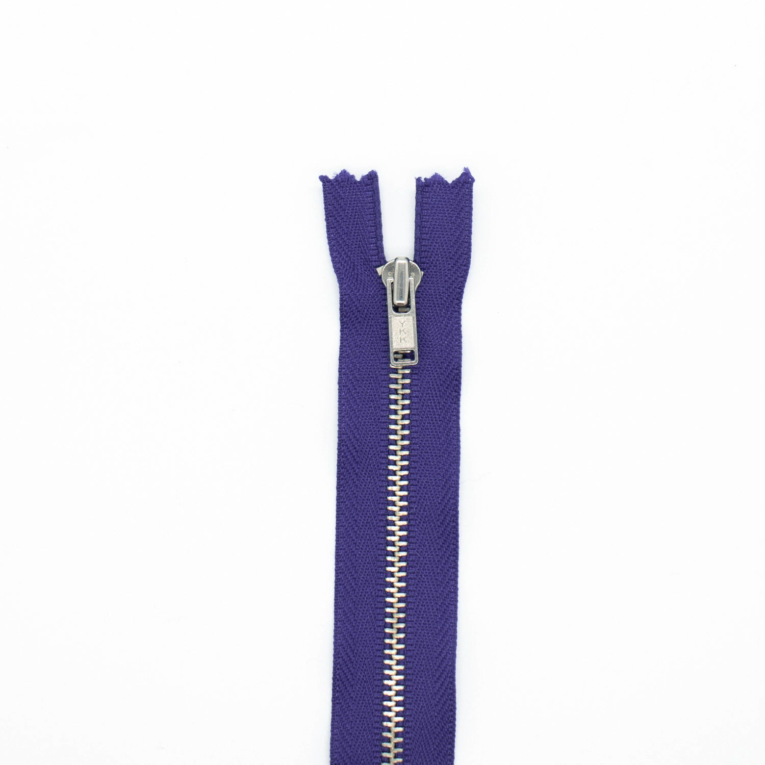 YKK Closed End Metal Zip 53CM