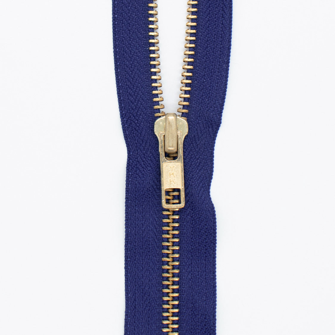 YKK Closed End Metal Zip 18CM