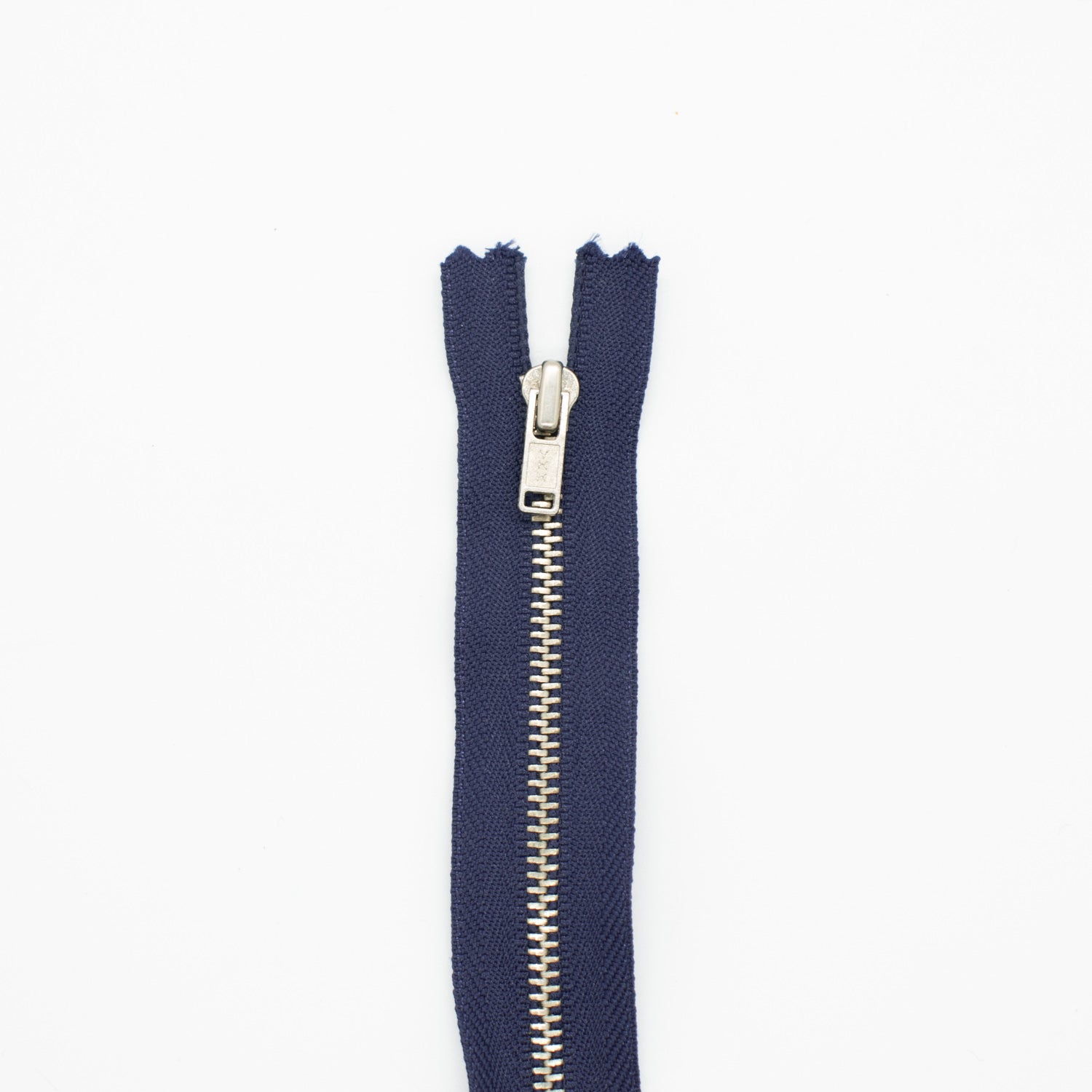 YKK Closed End Metal Zip 35CM