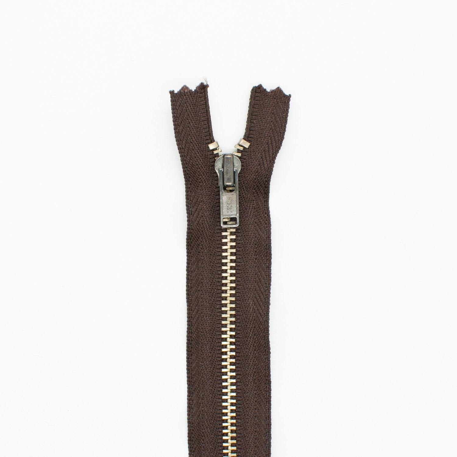 YKK Closed End Metal Zip 23CM