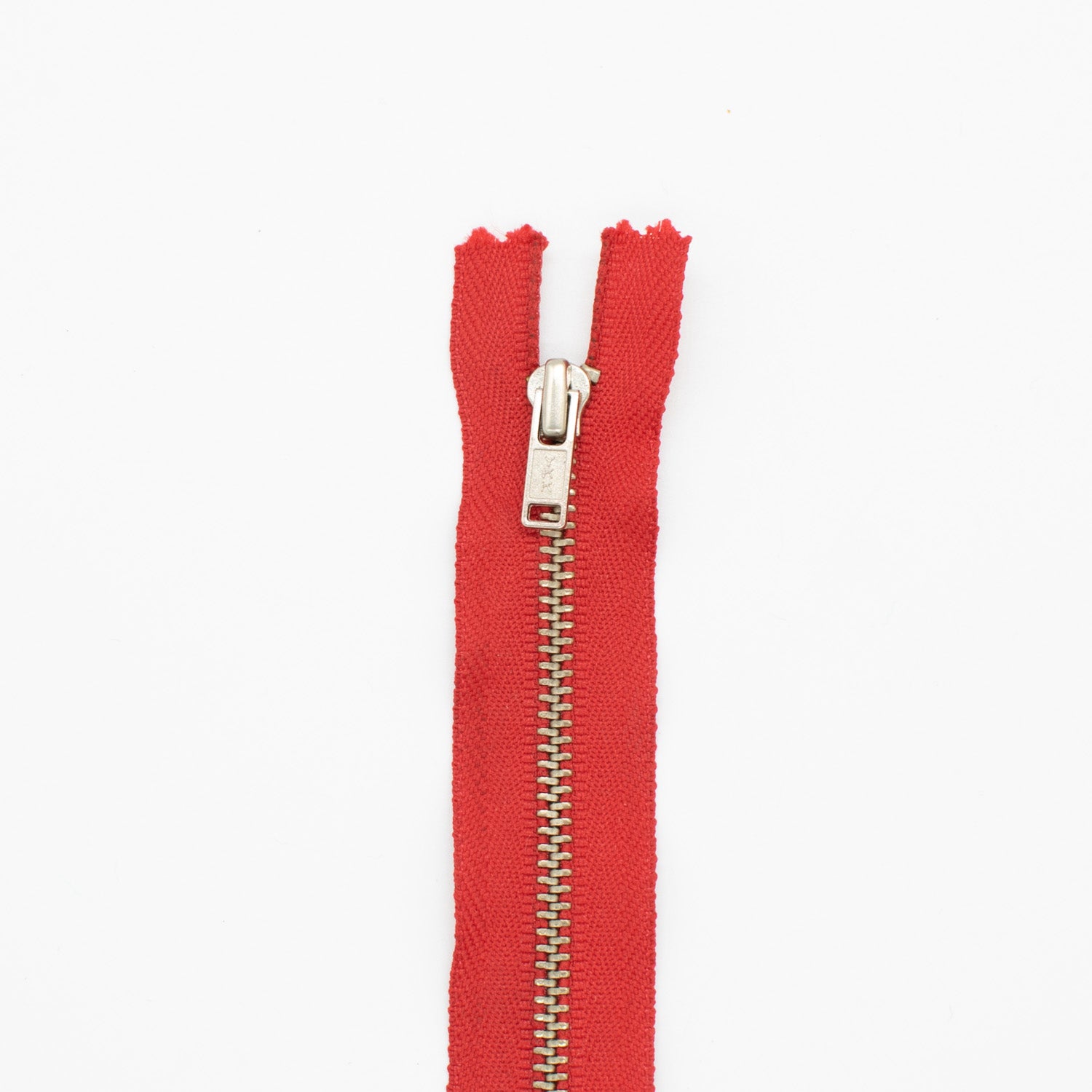 YKK Closed End Metal Zip 40CM